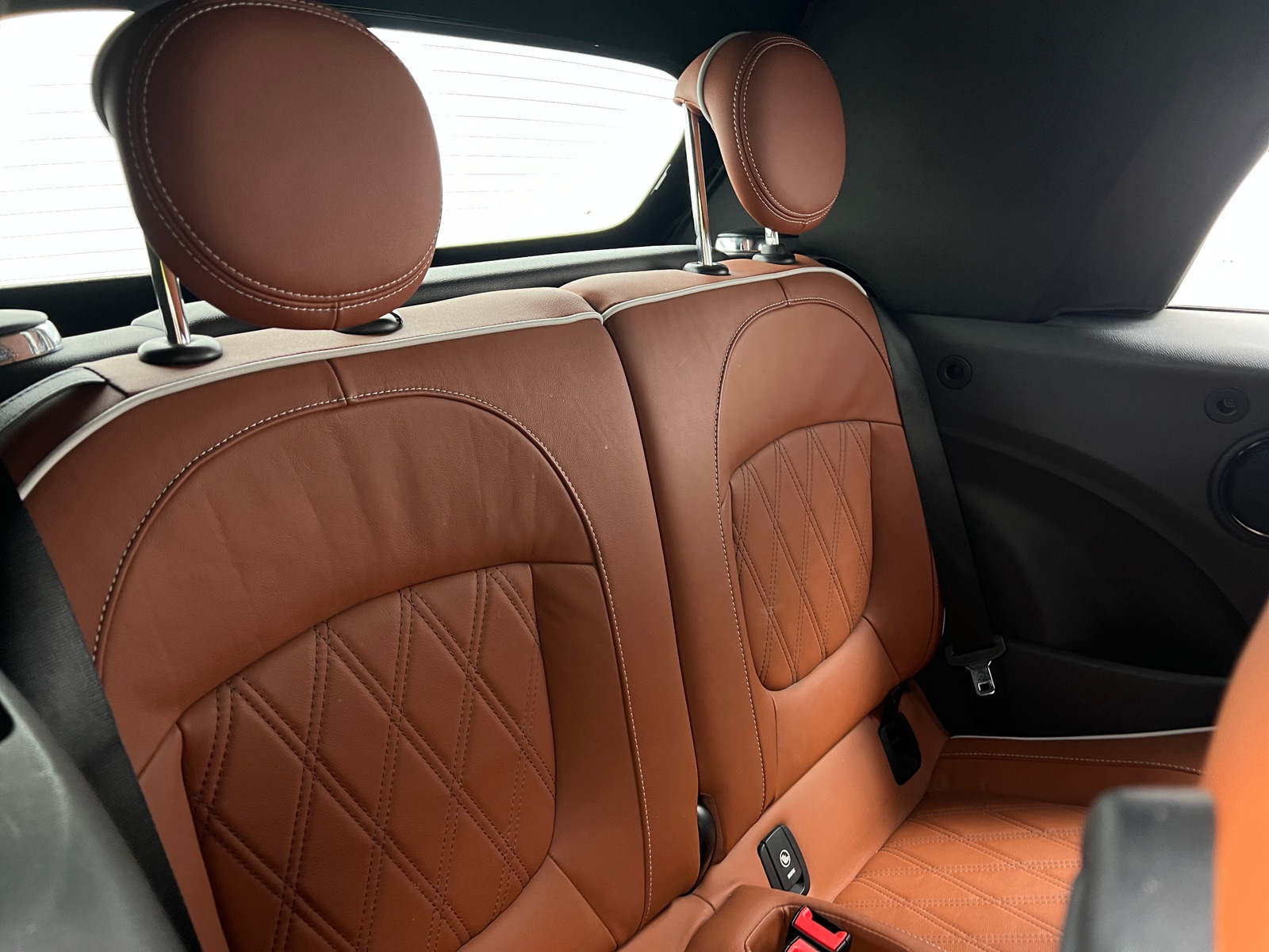 Thumbnail: 2016 MINI Cooper Convertible - 6