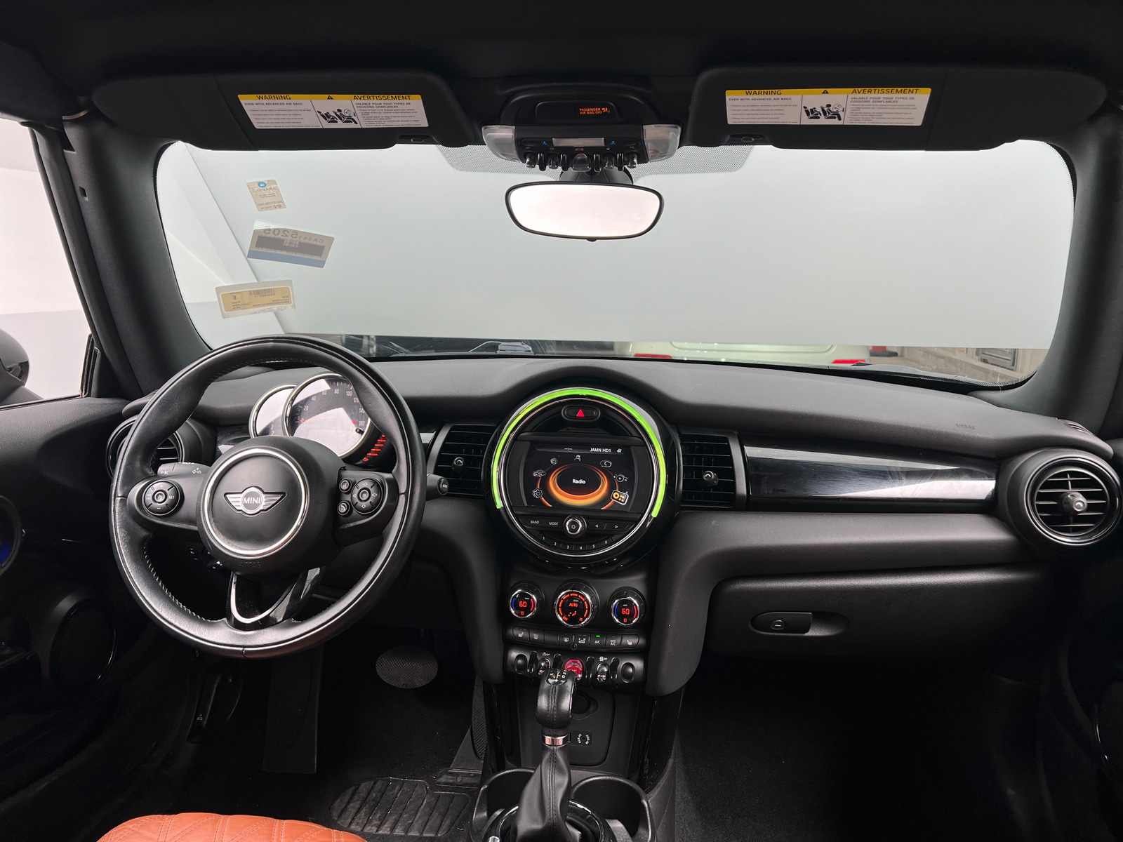 Thumbnail: 2016 MINI Cooper Convertible - 3