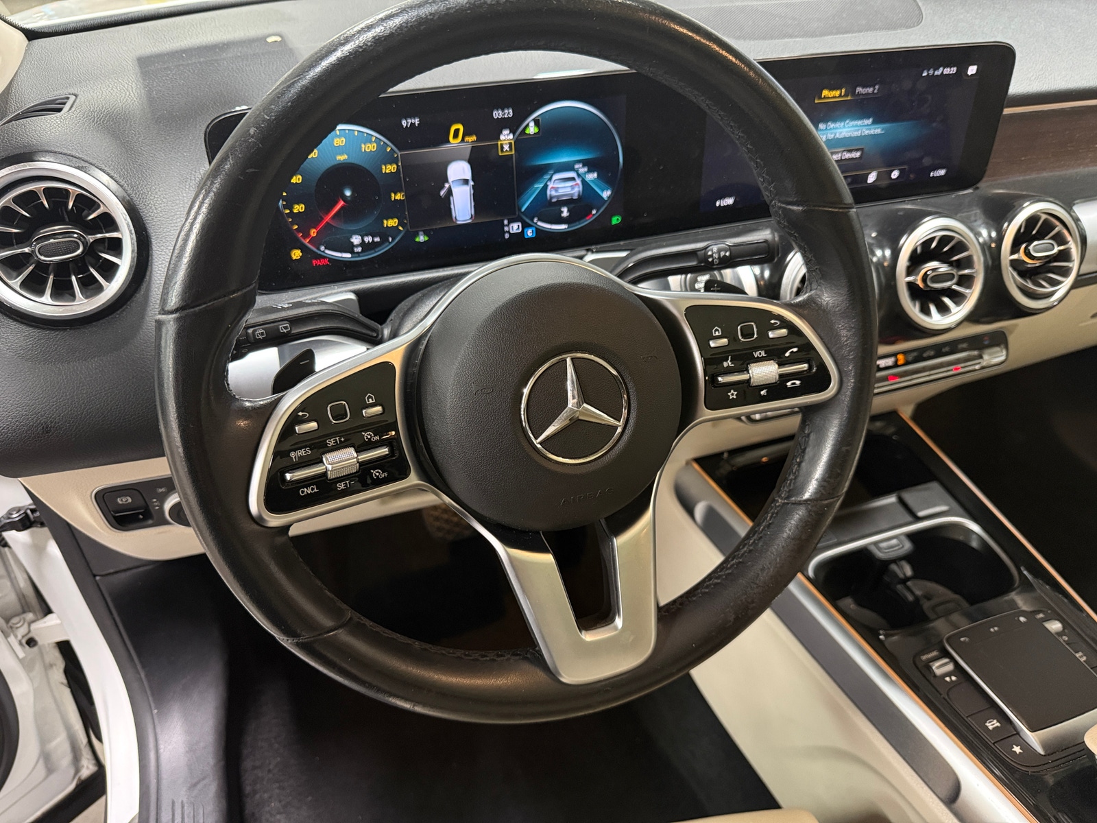 Thumbnail: 2023 Mercedes-Benz GLB - 4