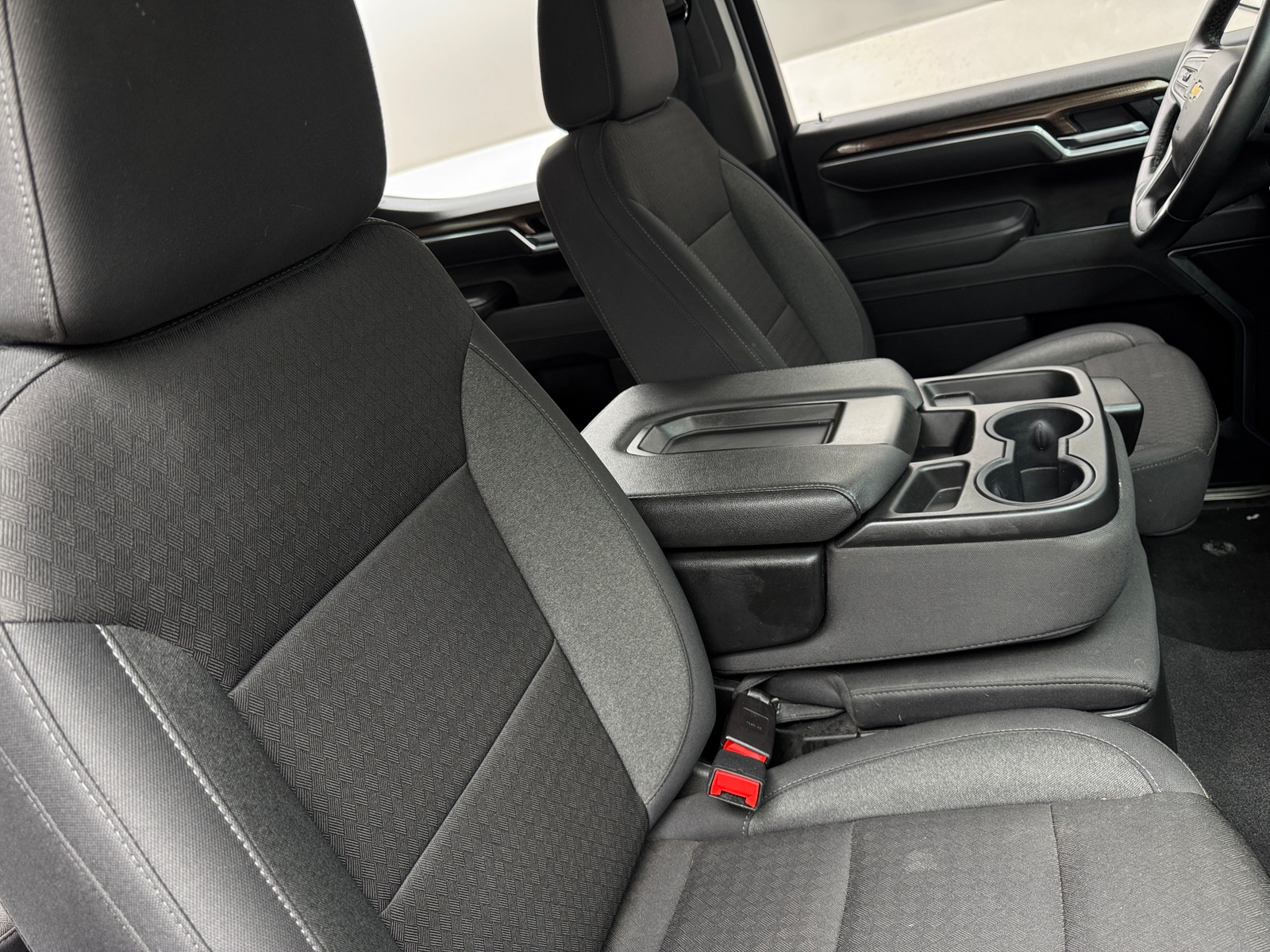 Thumbnail: 2026 Chevrolet Silverado 1500 - 2