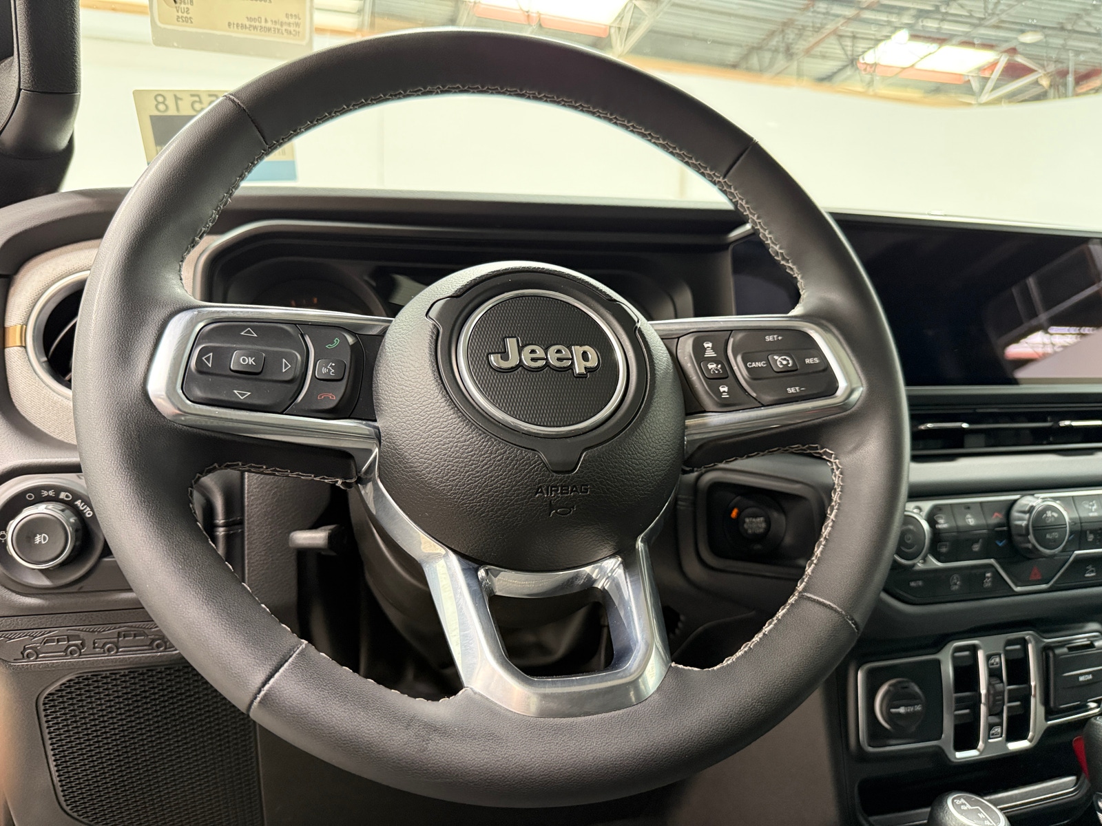 Thumbnail: 2025 Jeep Wrangler - 5