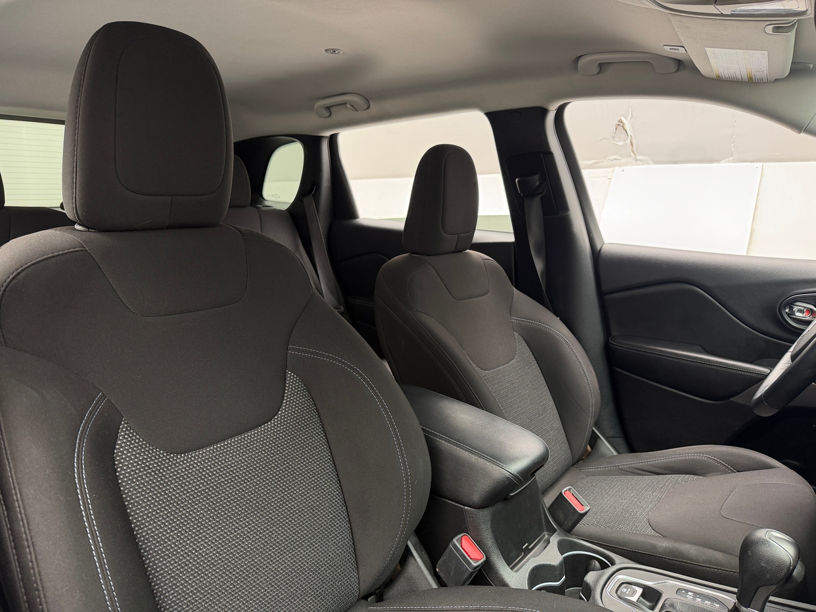 Thumbnail: 2019 Jeep Cherokee - 2