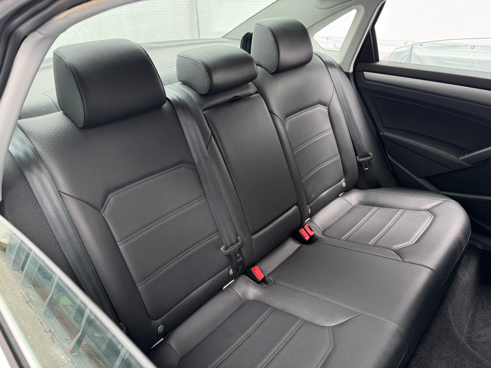 Thumbnail: 2015 Volkswagen Passat - 5