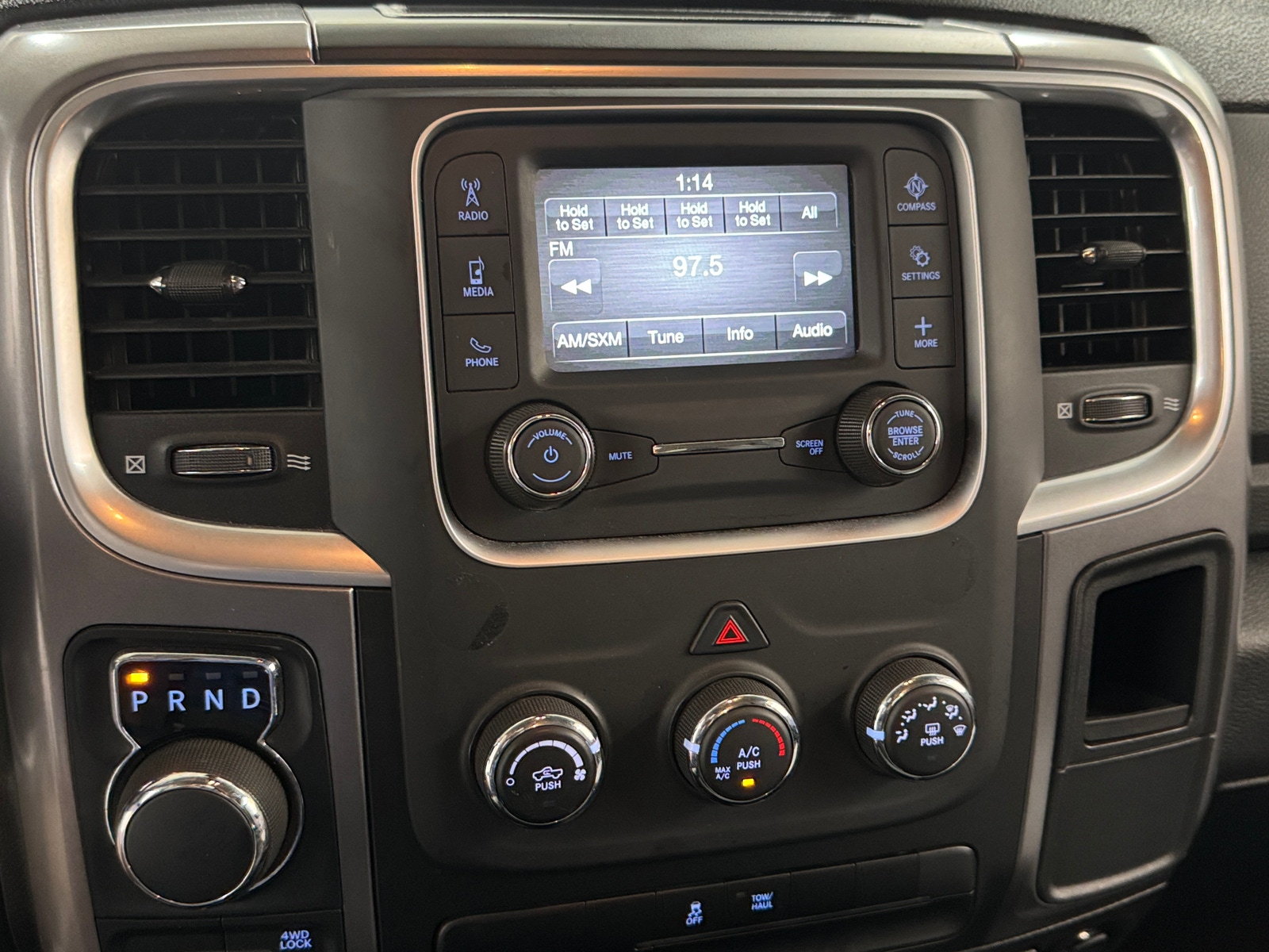 Thumbnail: 2024 RAM 1500 Classic - 4