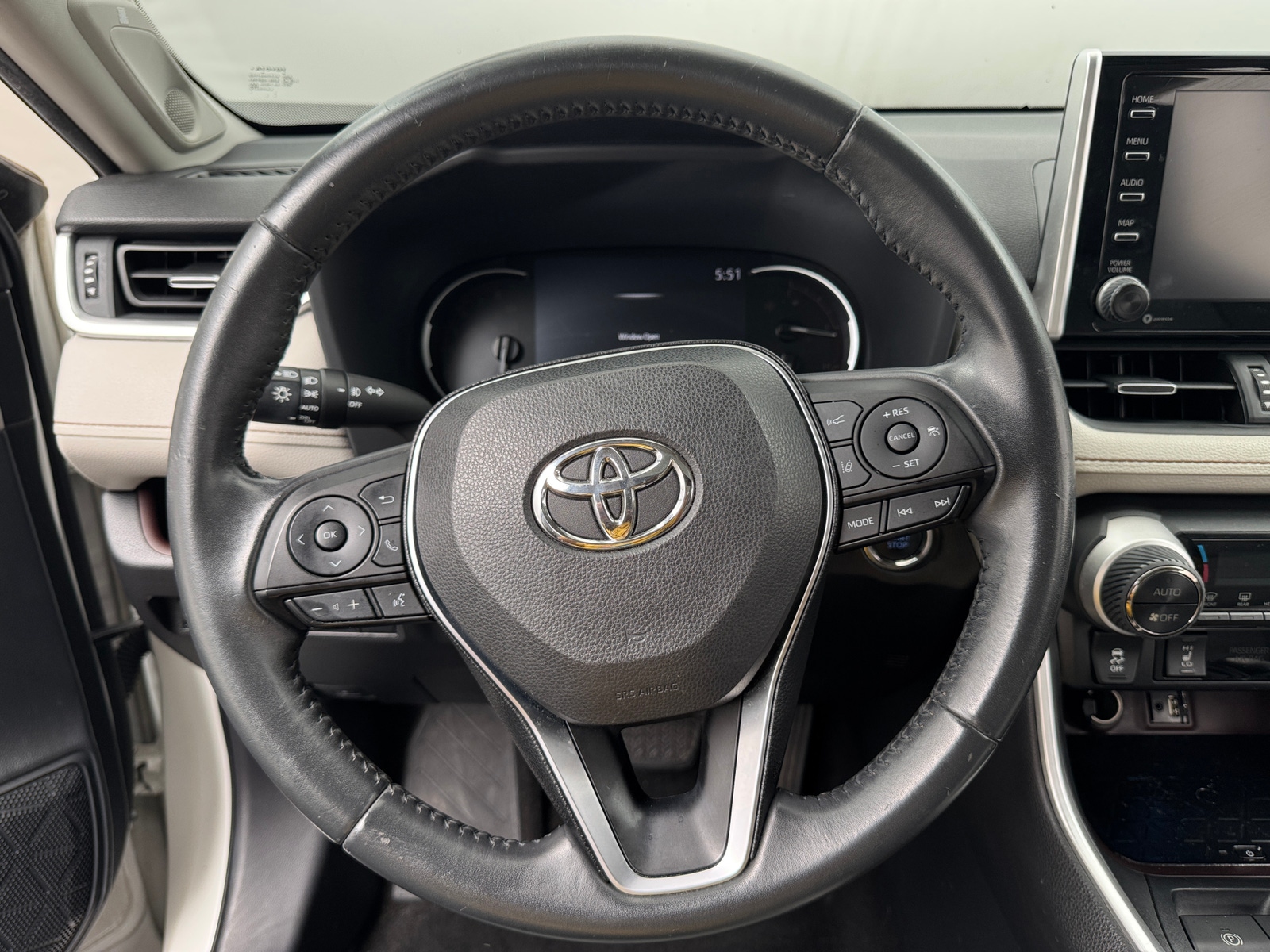 Thumbnail: 2019 Toyota RAV4 - 4