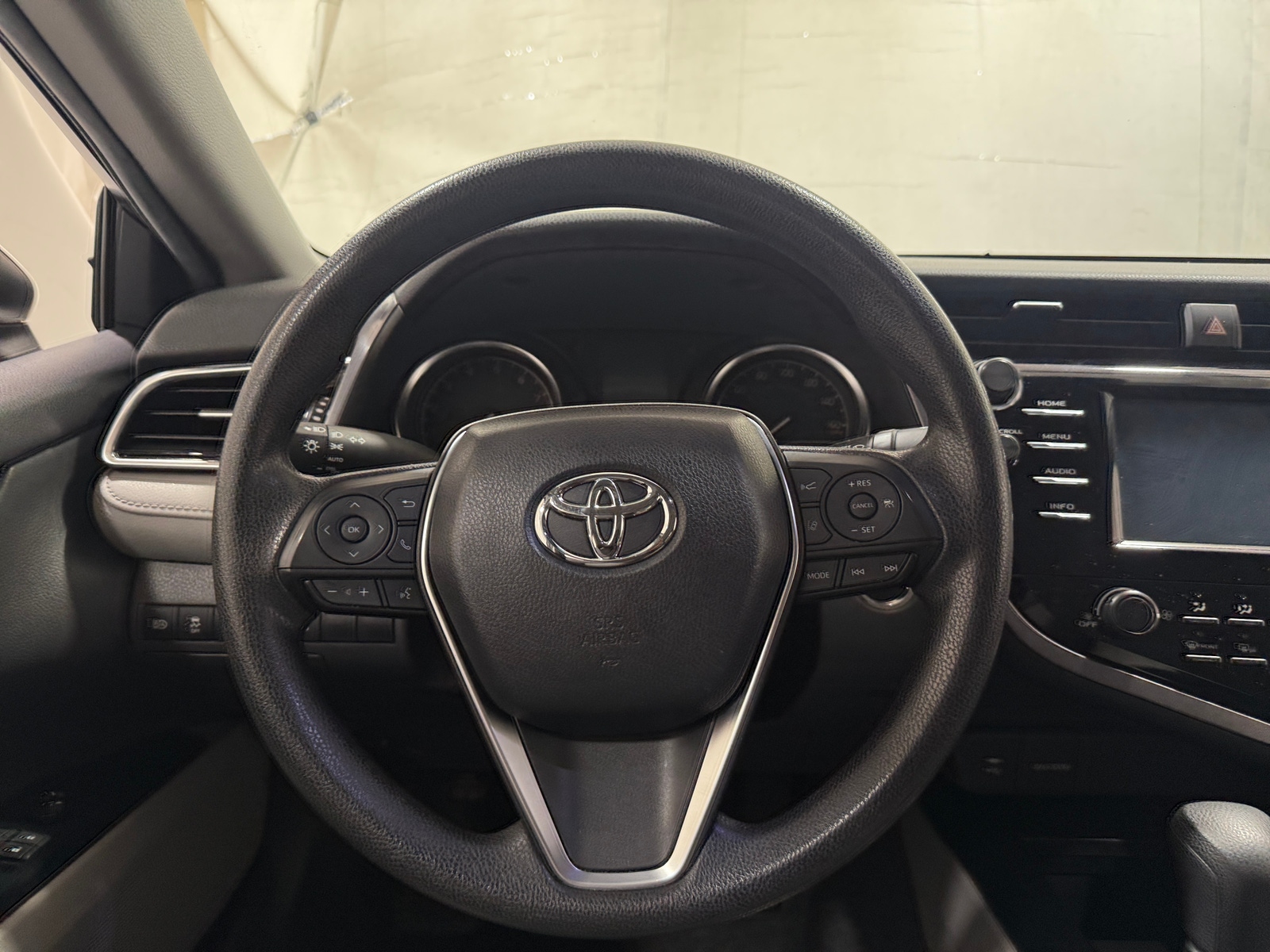Thumbnail: 2018 Toyota Camry - 5