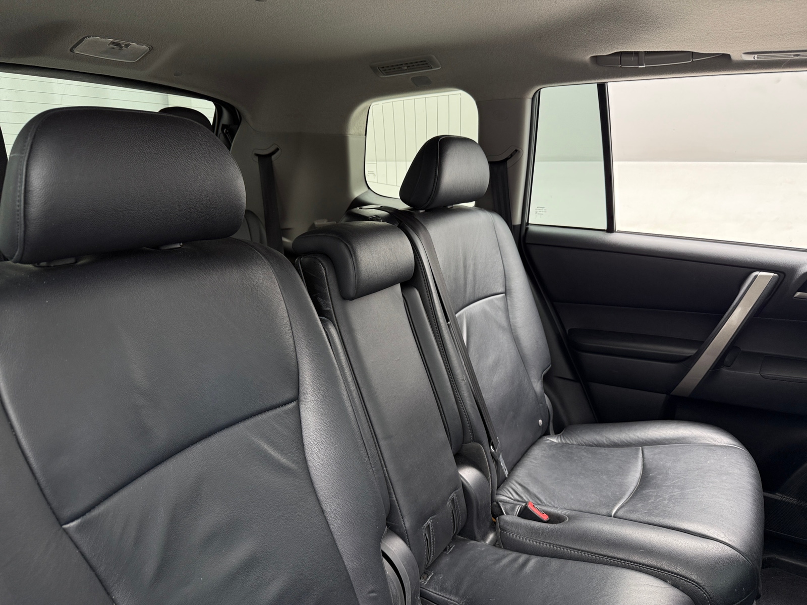 Thumbnail: 2011 Toyota Highlander - 6
