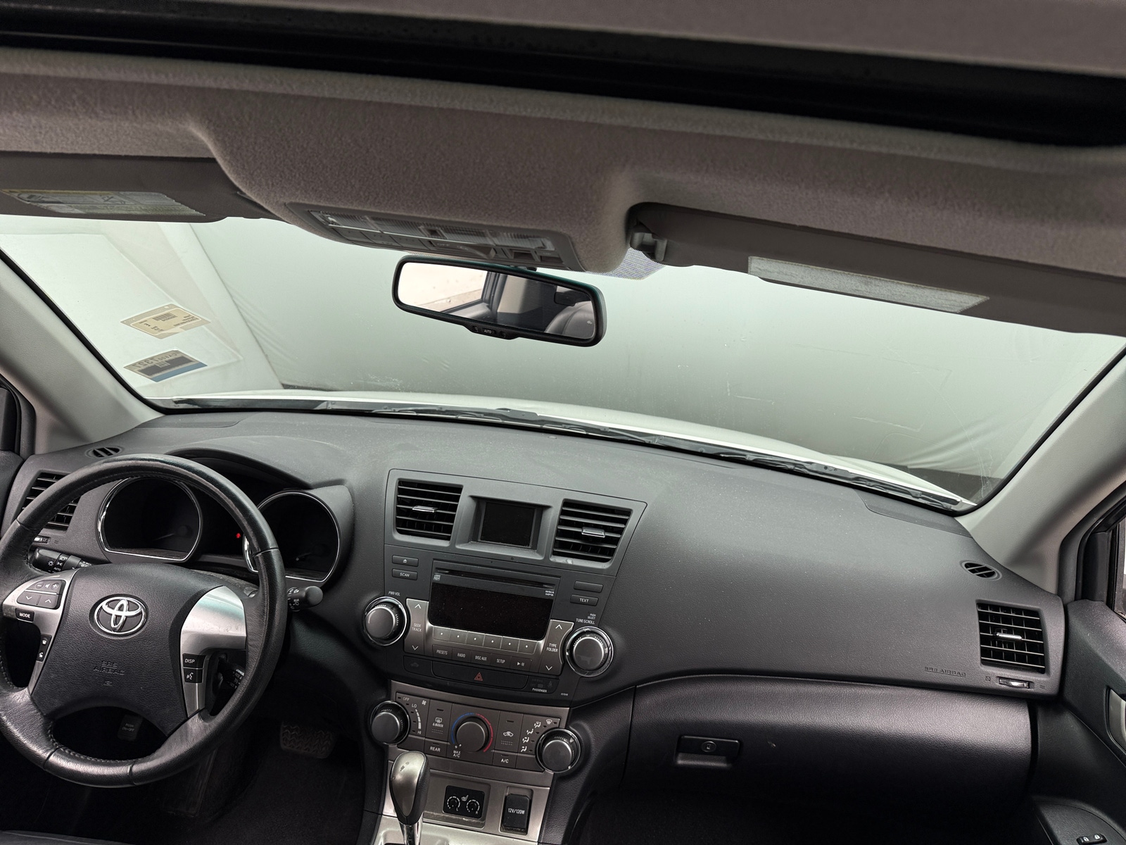 Thumbnail: 2011 Toyota Highlander - 3