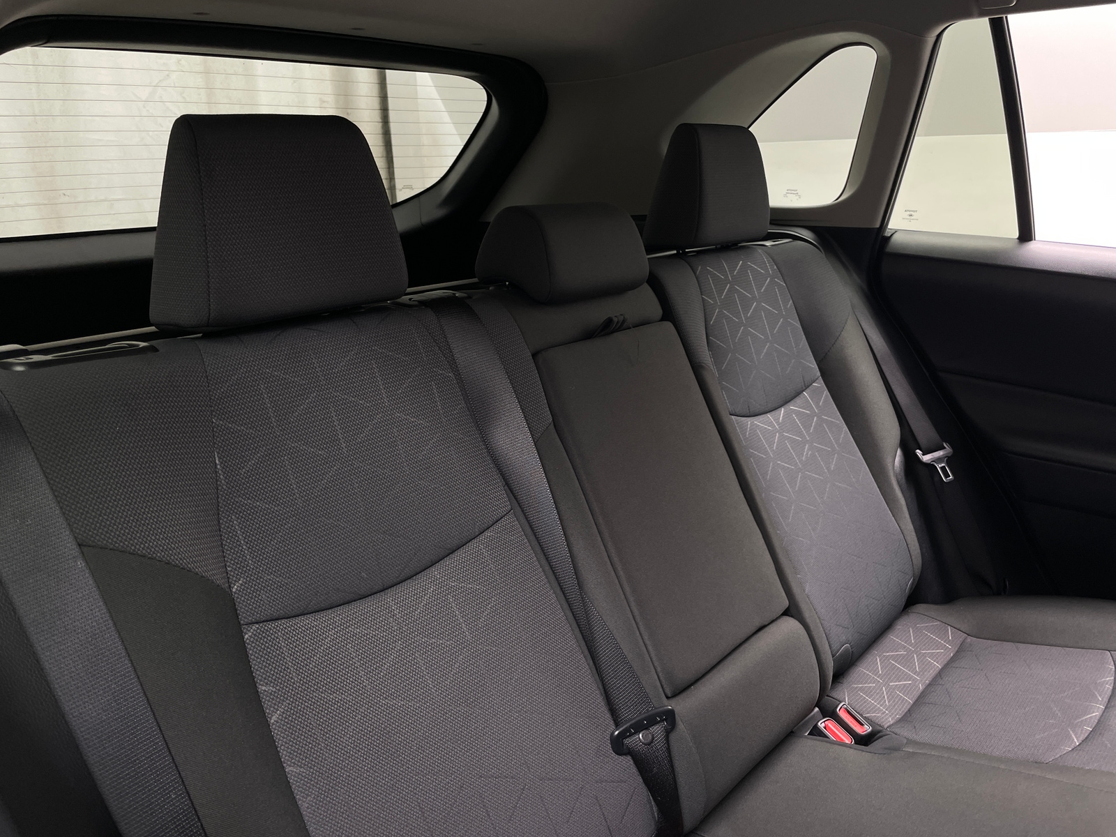 Thumbnail: 2025 Toyota RAV4 - 6