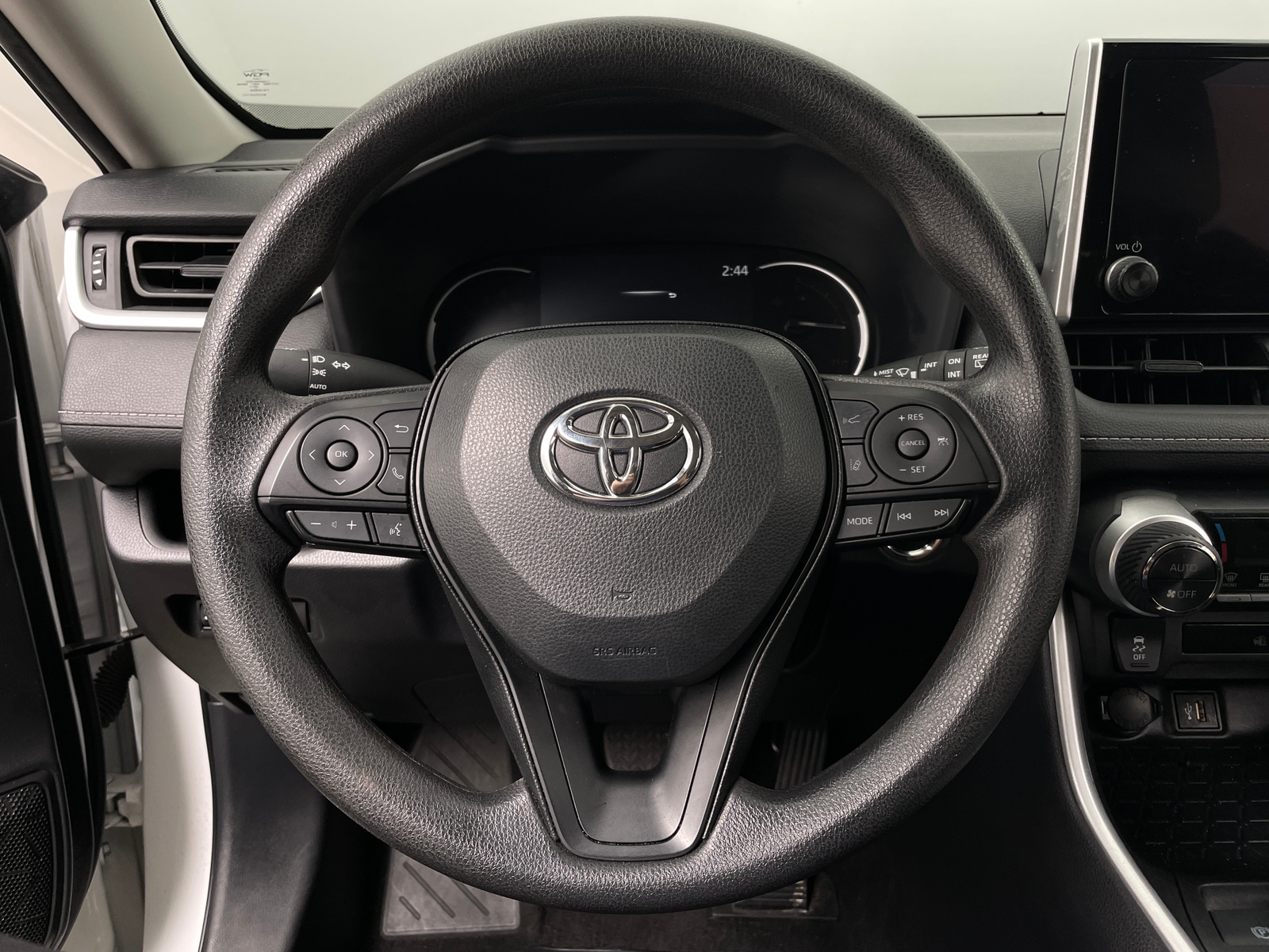 Thumbnail: 2025 Toyota RAV4 - 5