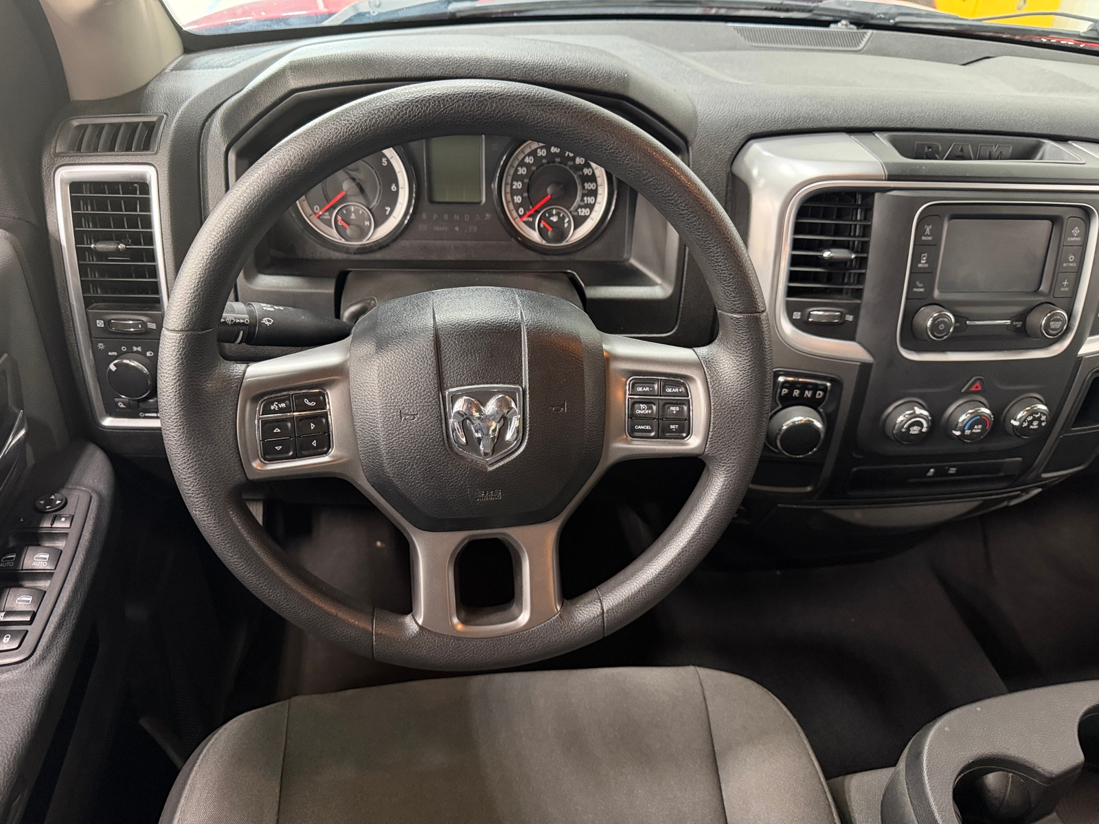 Thumbnail: 2024 RAM 1500 Classic - 5