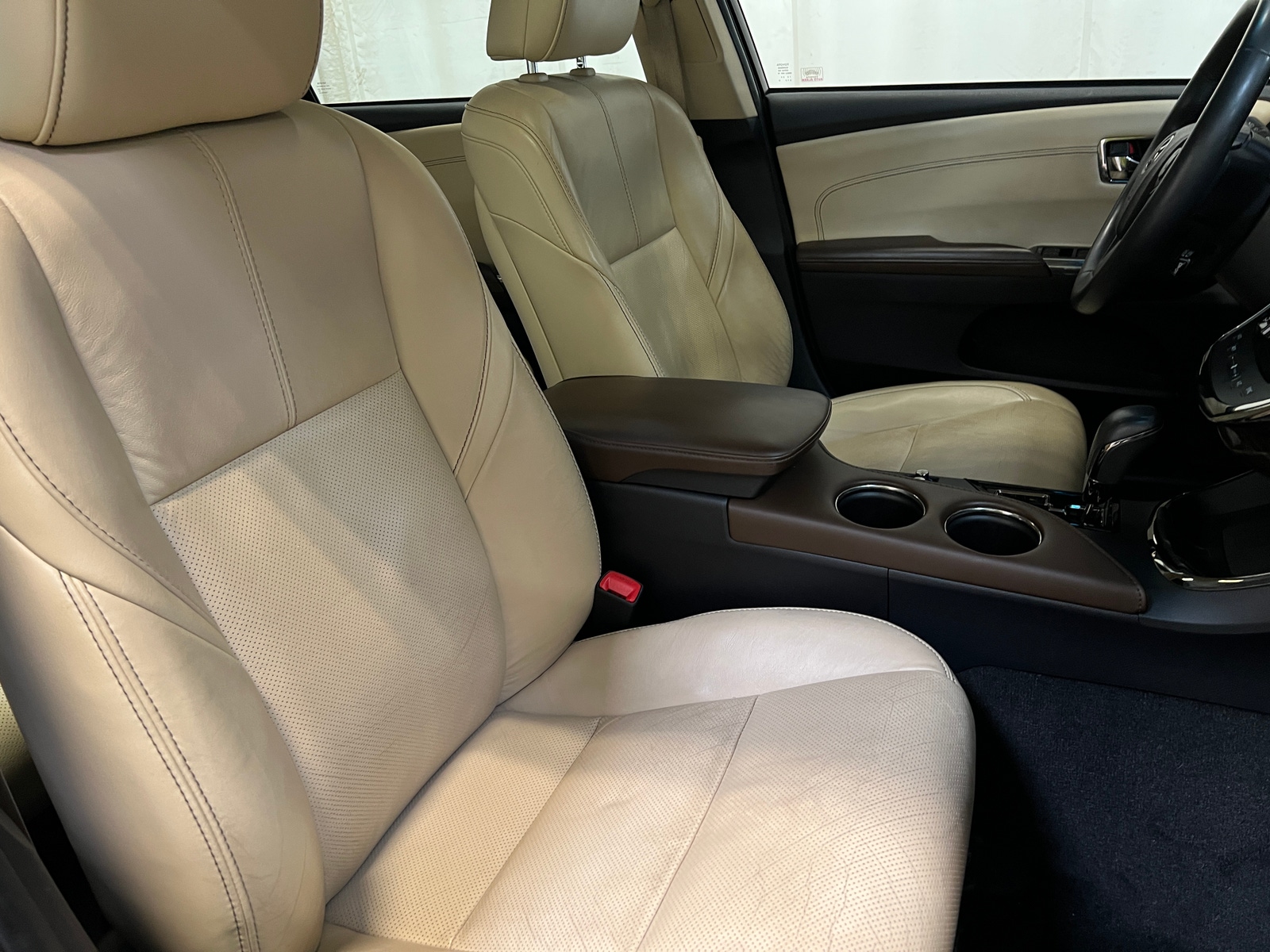 Thumbnail: 2014 Toyota Avalon - 2