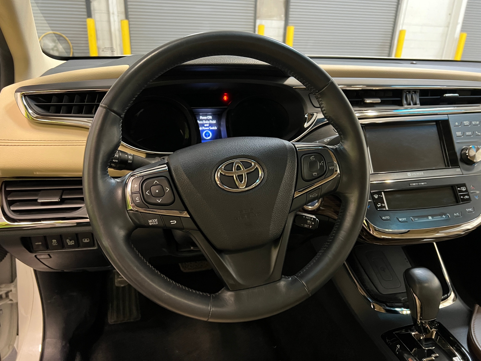 Thumbnail: 2014 Toyota Avalon - 5