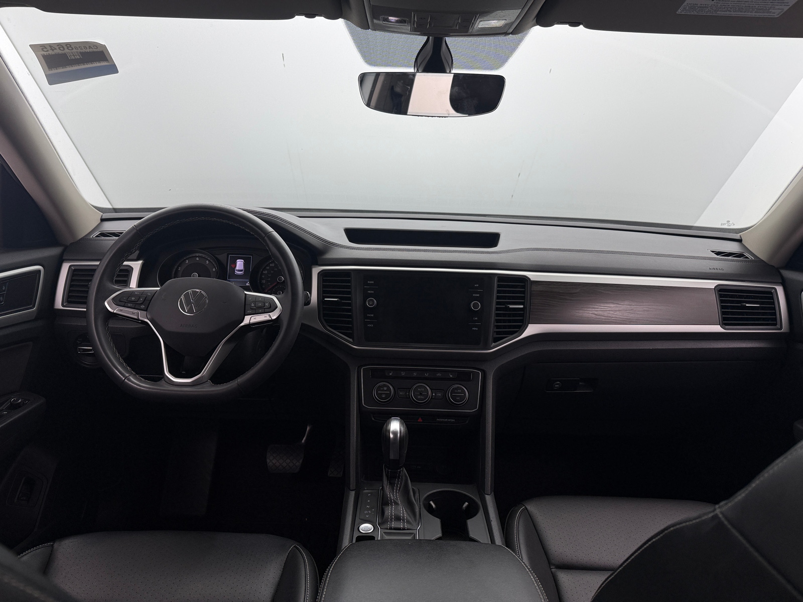 Thumbnail: 2021 Volkswagen Atlas - 3