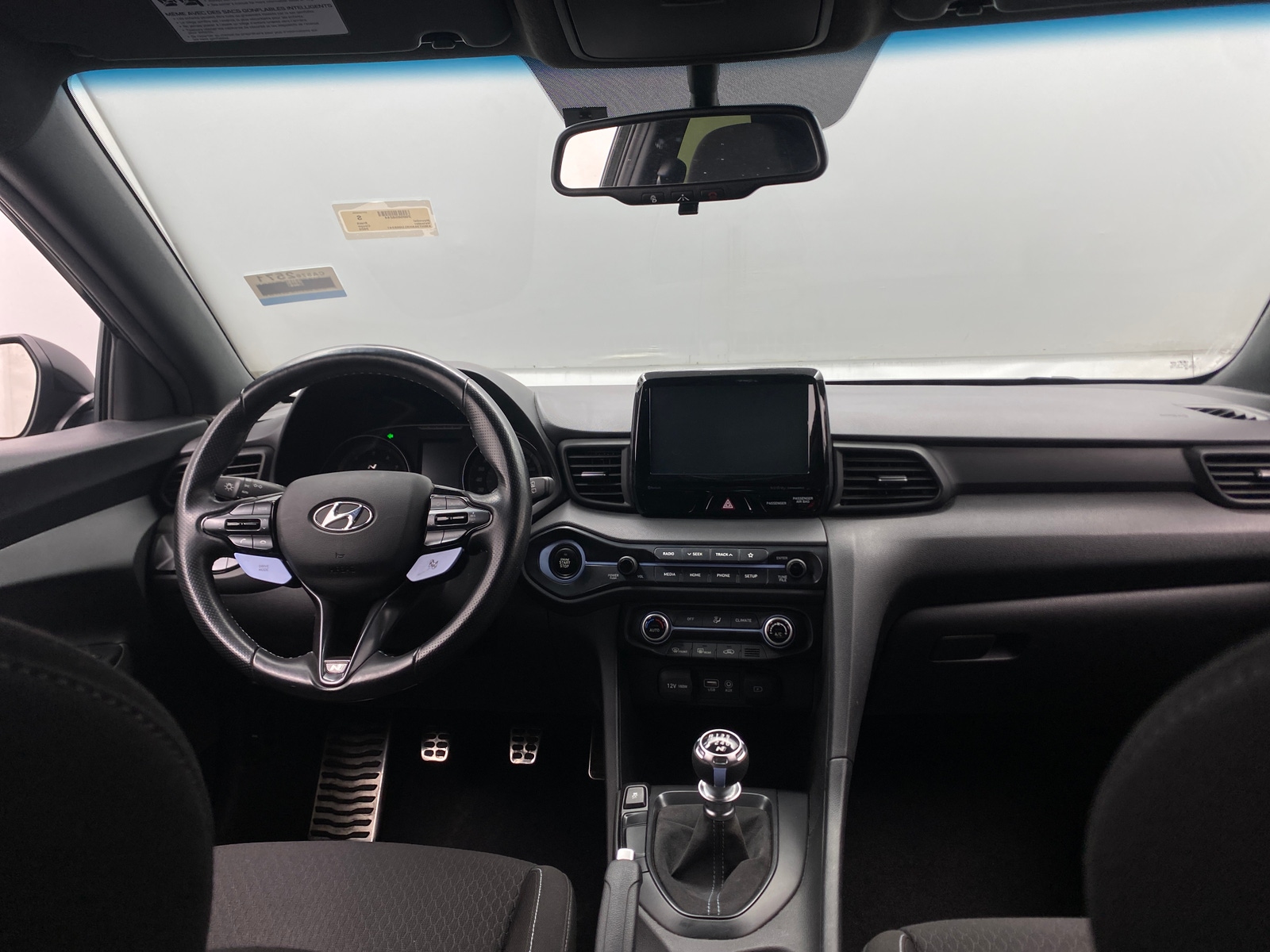 Thumbnail: 2020 Hyundai Veloster - 3