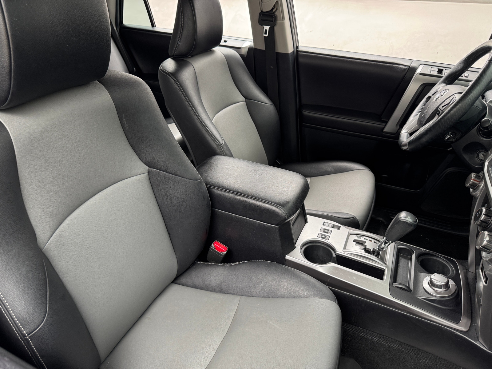 Thumbnail: 2016 Toyota 4Runner - 2