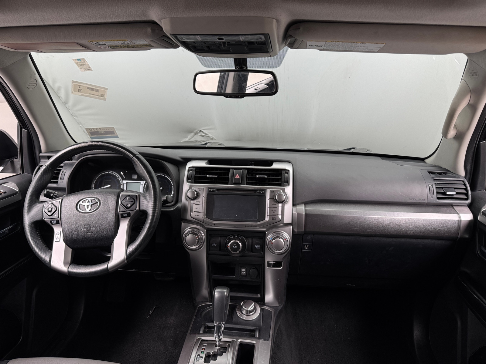 Thumbnail: 2016 Toyota 4Runner - 3