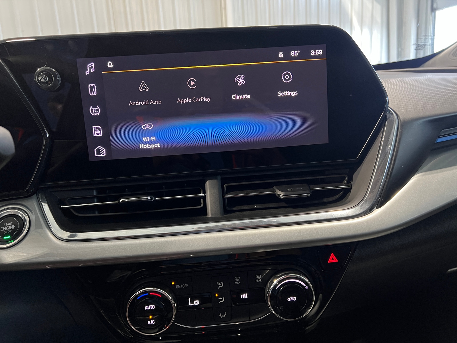 Thumbnail: 2025 Chevrolet Trax - 3