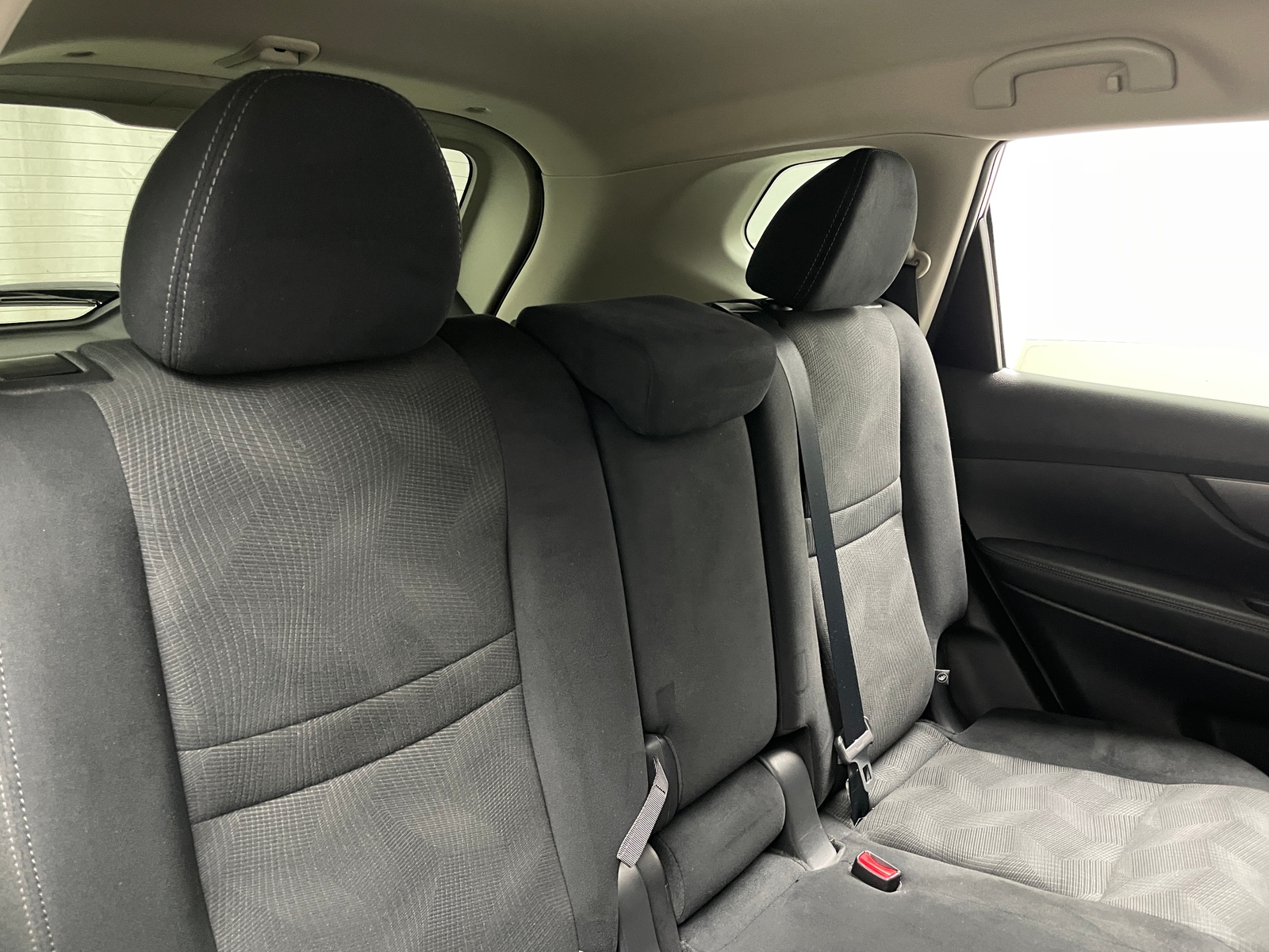 Thumbnail: 2016 Nissan Rogue - 6