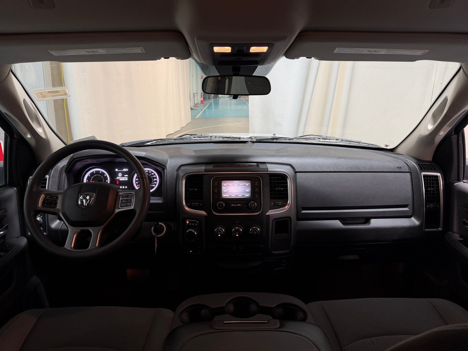 Thumbnail: 2024 RAM 1500 Classic - 3