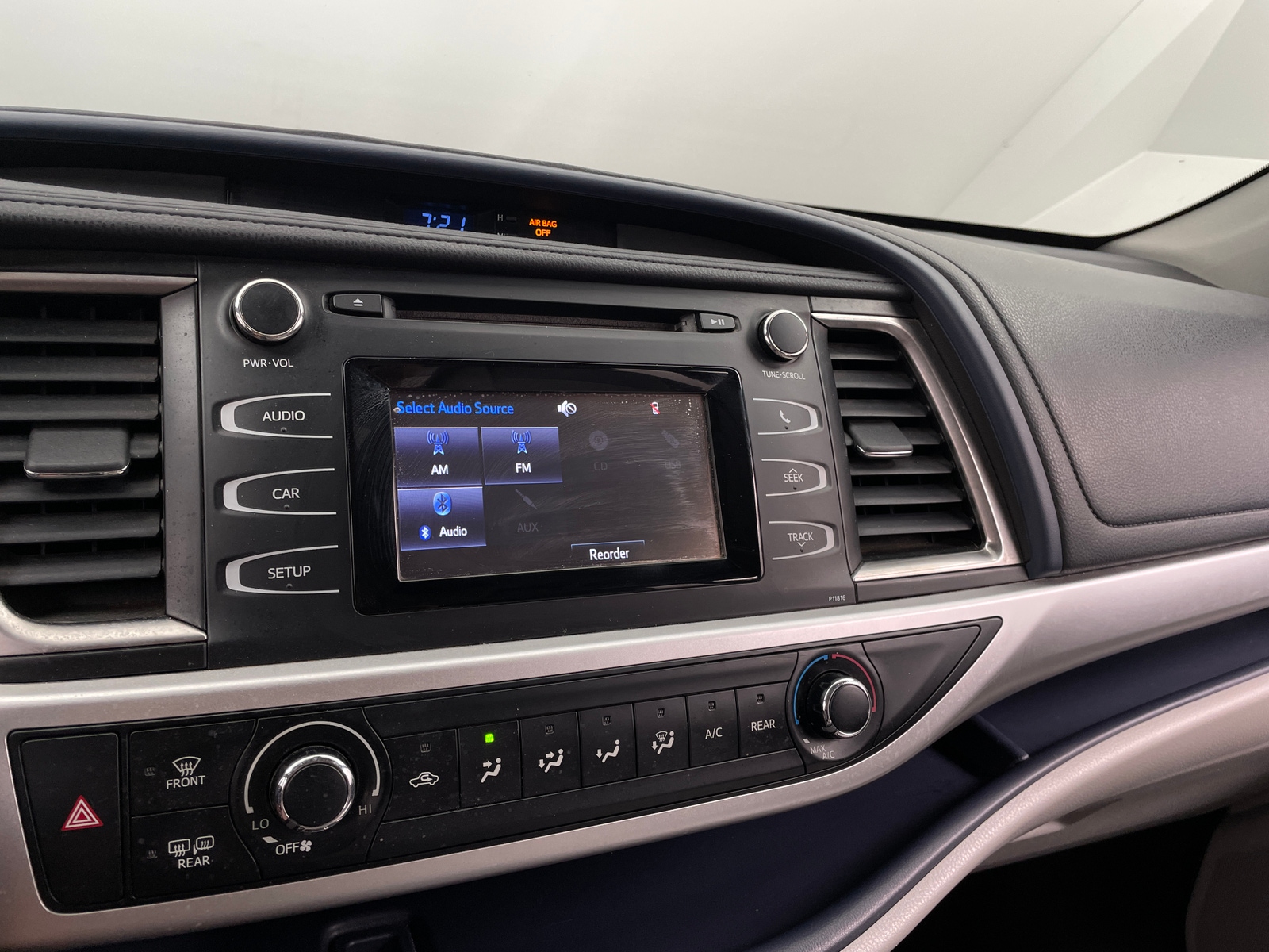 Thumbnail: 2019 Toyota Highlander - 4