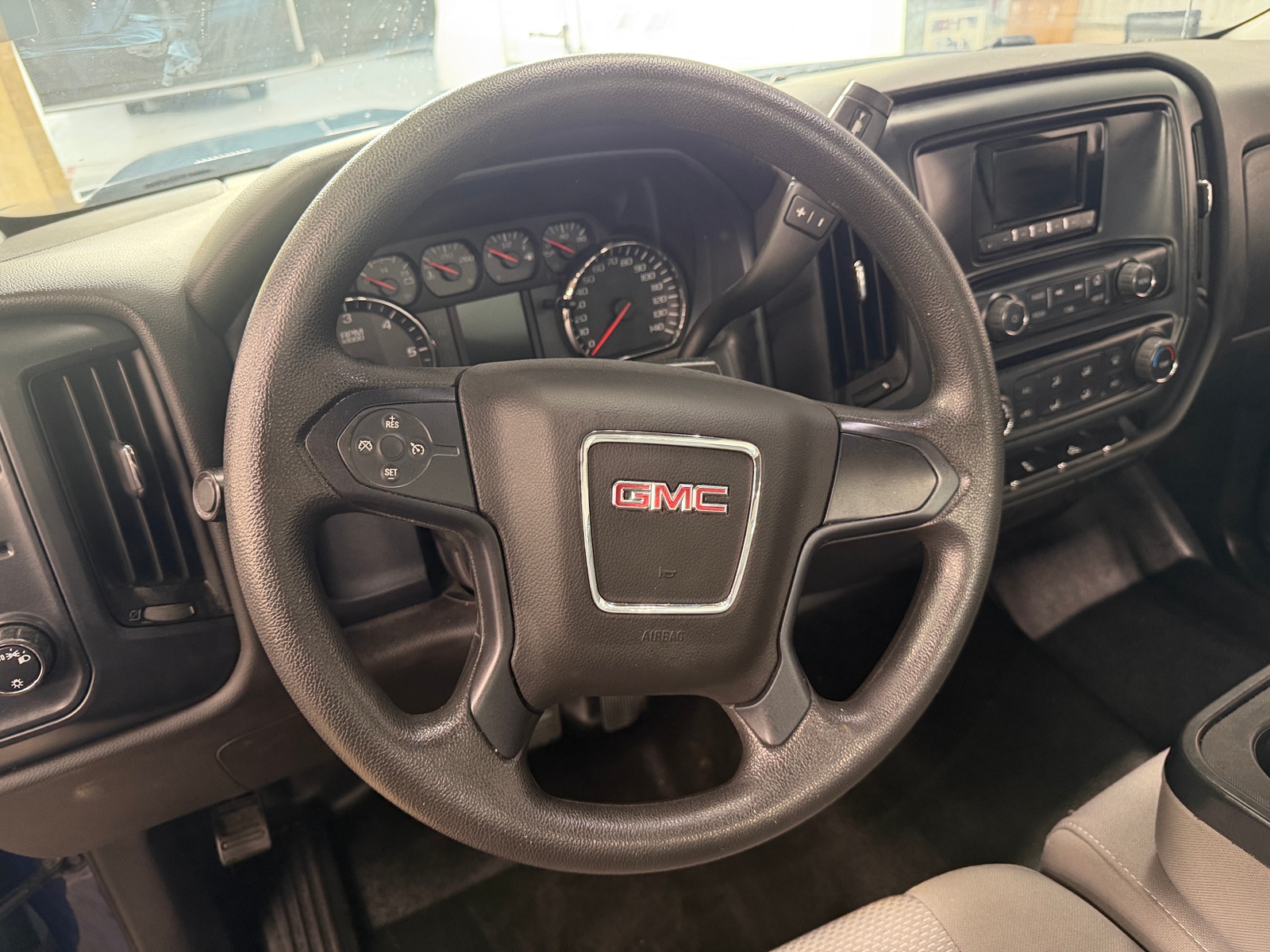 Thumbnail: 2015 GMC Sierra 1500 - 5