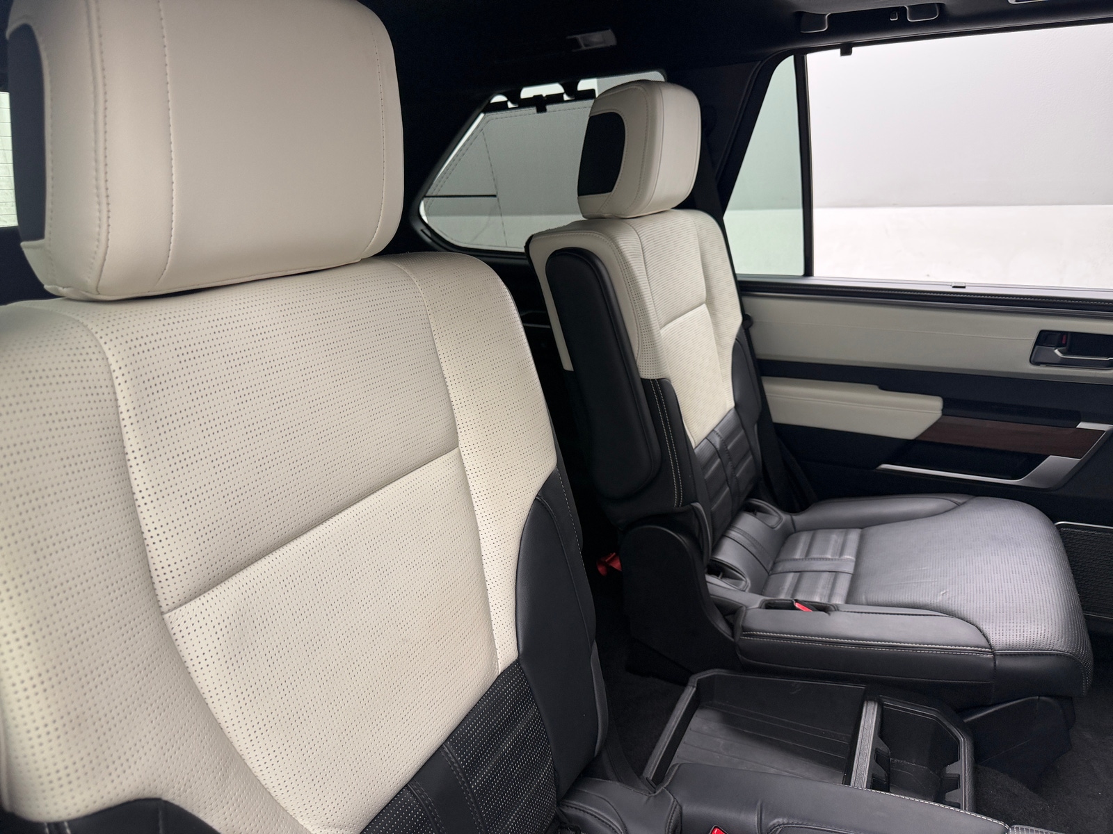 Thumbnail: 2023 Toyota Sequoia - 5