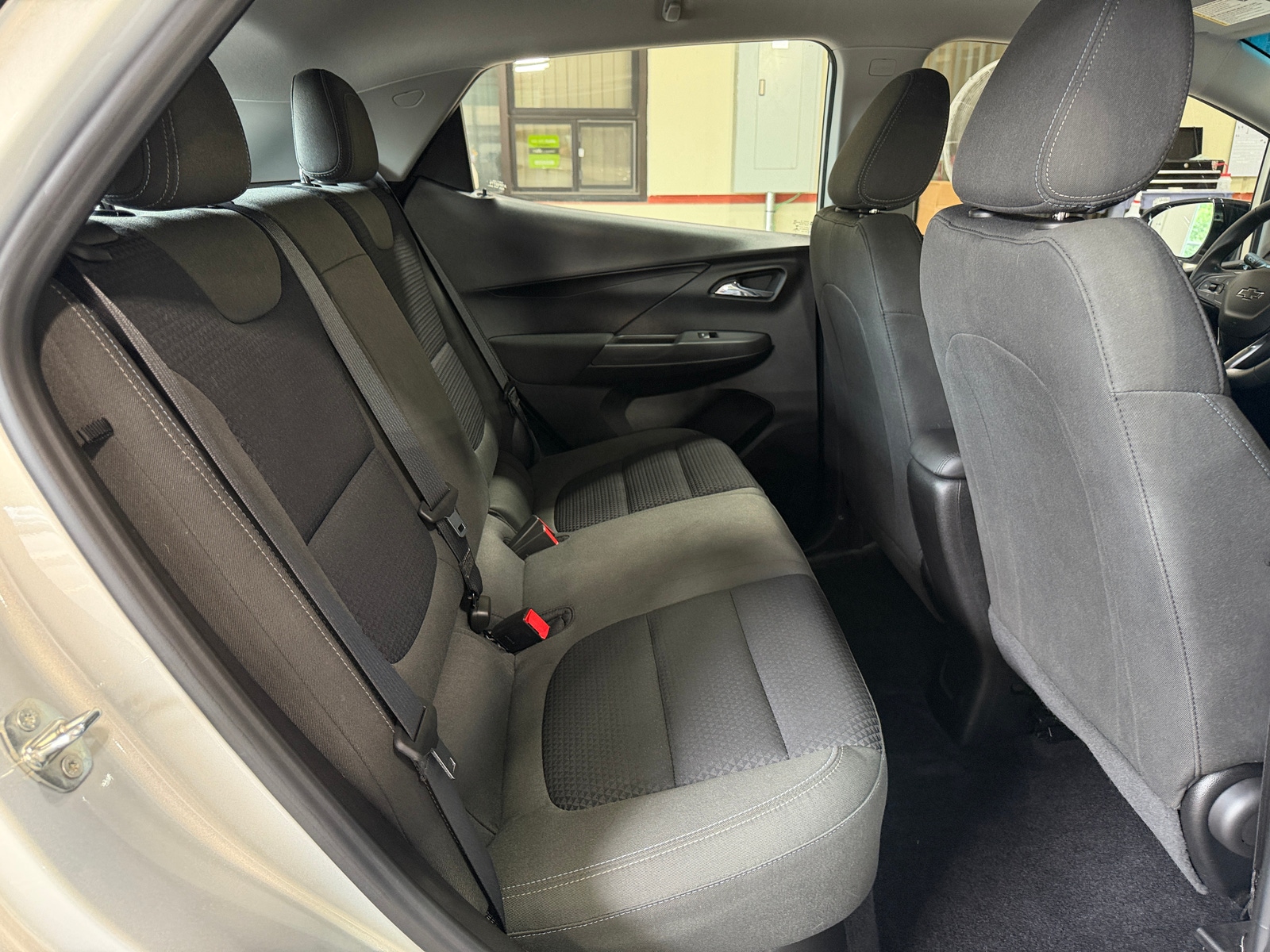 Thumbnail: 2023 Chevrolet Bolt EV - 6