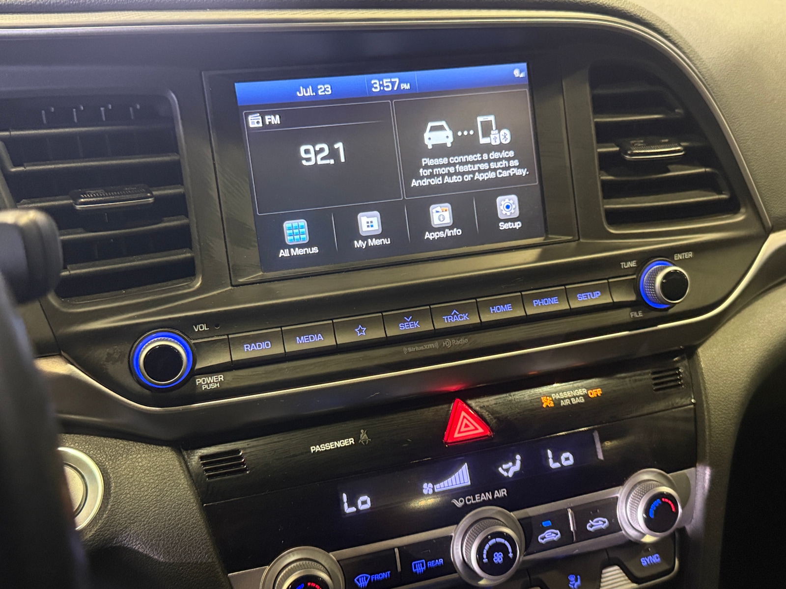 Thumbnail: 2020 Hyundai Elantra - 4