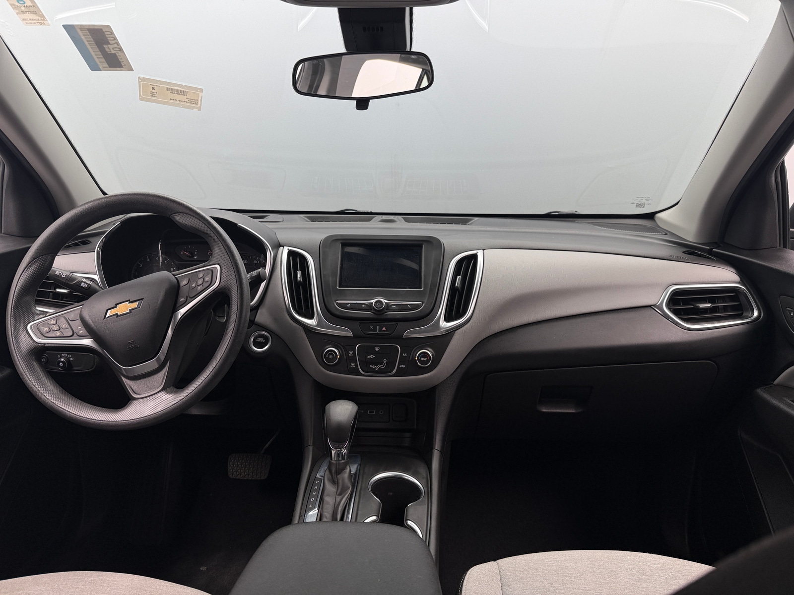 Thumbnail: 2022 Chevrolet Equinox - 3