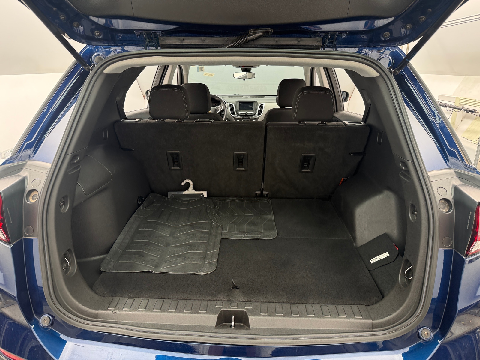 Thumbnail: 2022 Chevrolet Equinox - 7