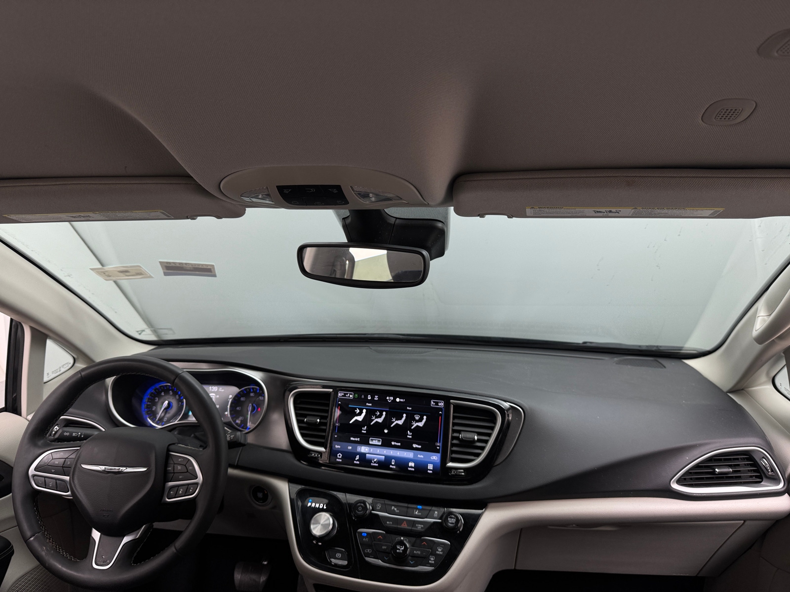 Thumbnail: 2024 Chrysler Pacifica - 2