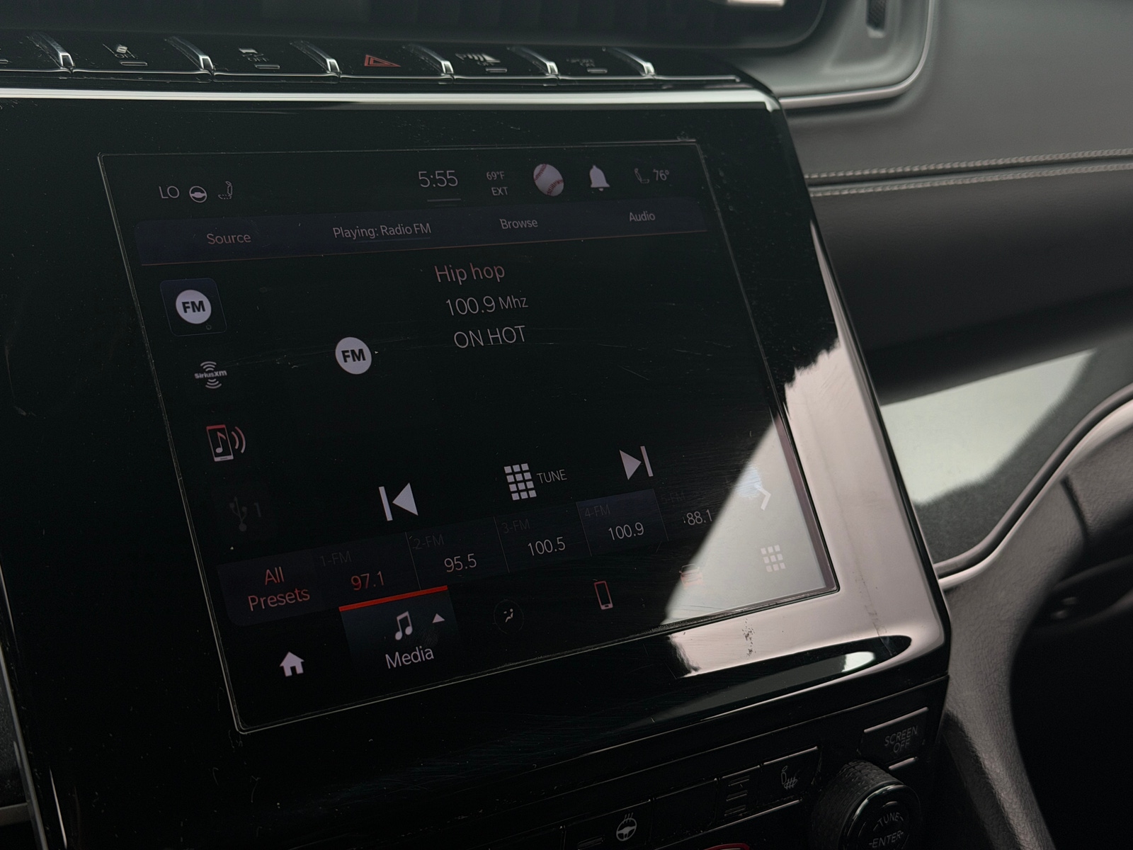 Thumbnail: 2021 Jeep Grand Cherokee L - 3