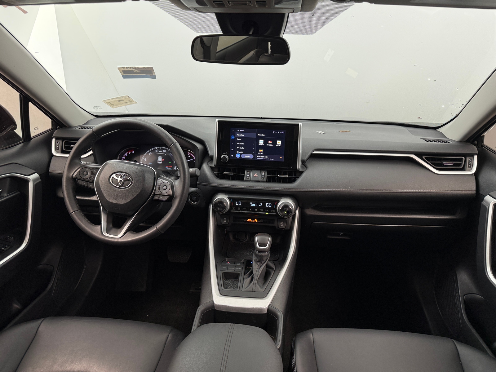 Thumbnail: 2024 Toyota RAV4 - 2