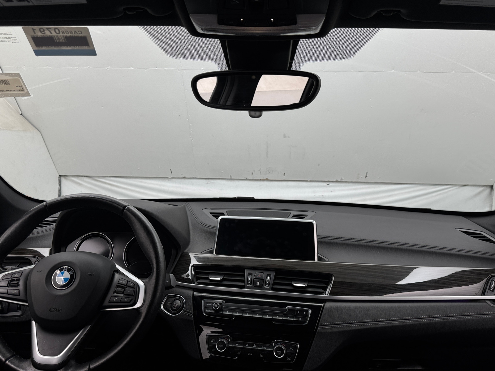 Thumbnail: 2021 BMW X1 - 2