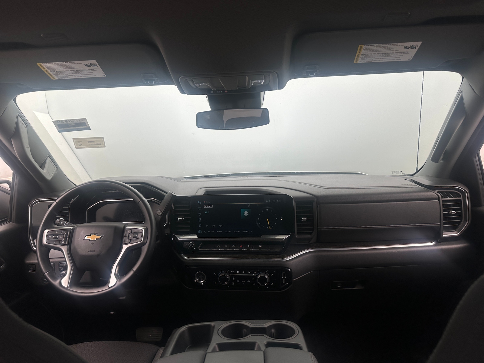 Thumbnail: 2024 Chevrolet Silverado 1500 - 3