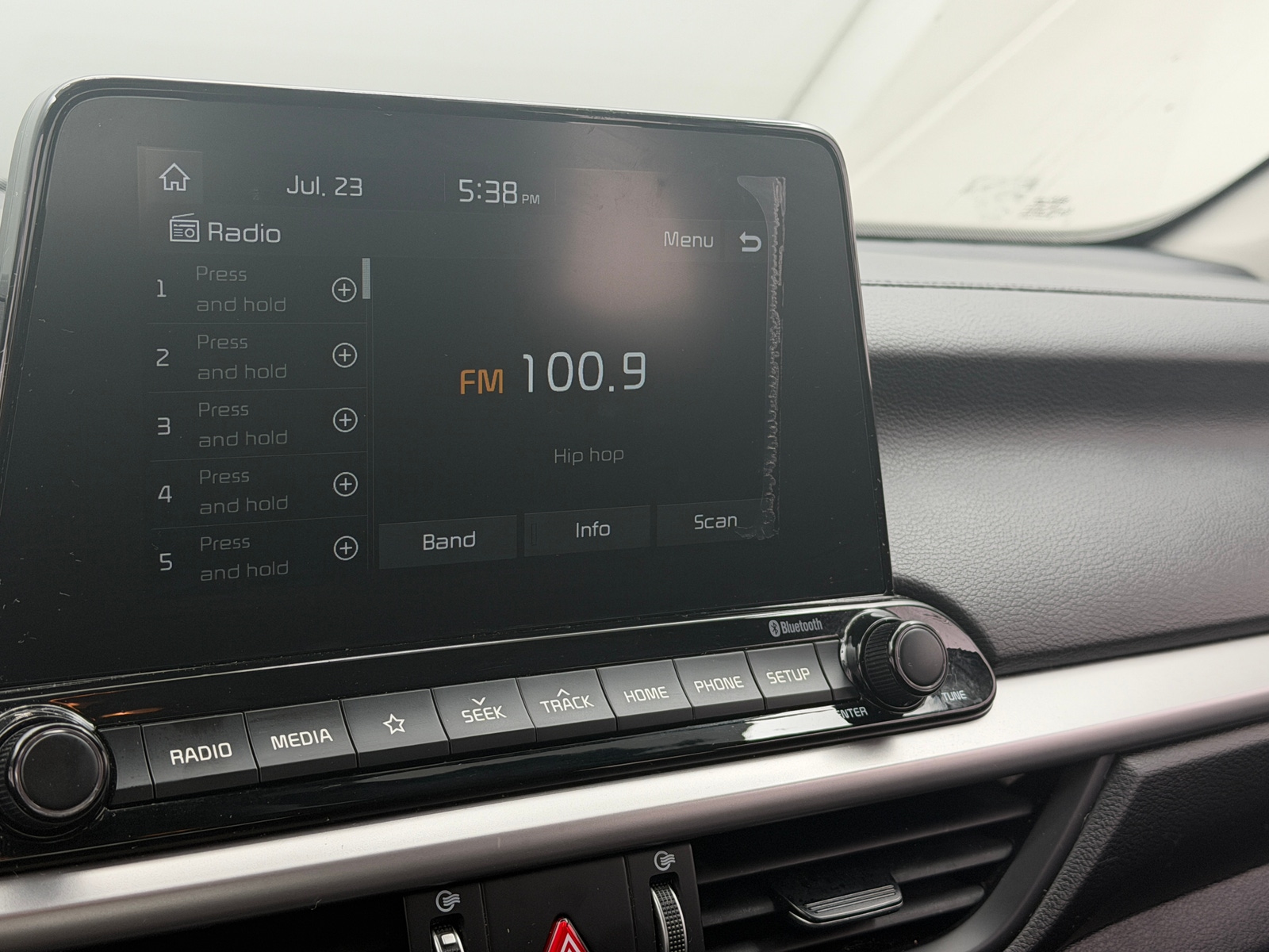 Thumbnail: 2020 Kia Forte - 4