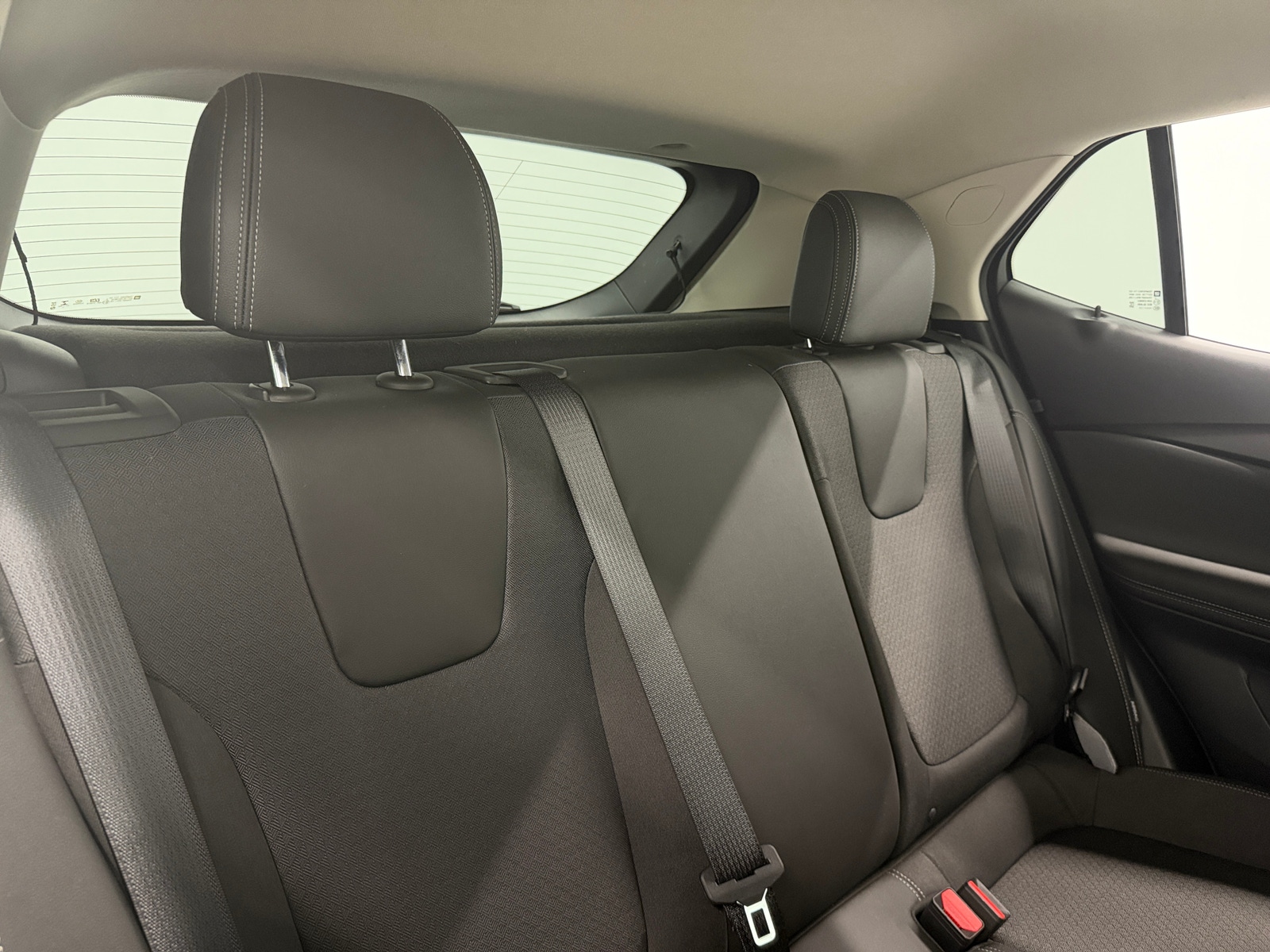 Thumbnail: 2025 Buick Encore GX - 5