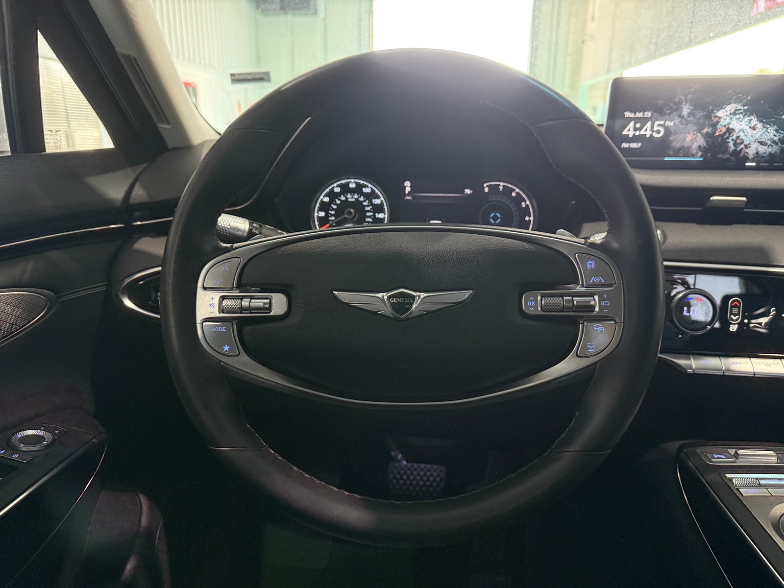 Thumbnail: 2025 Genesis GV70 - 4