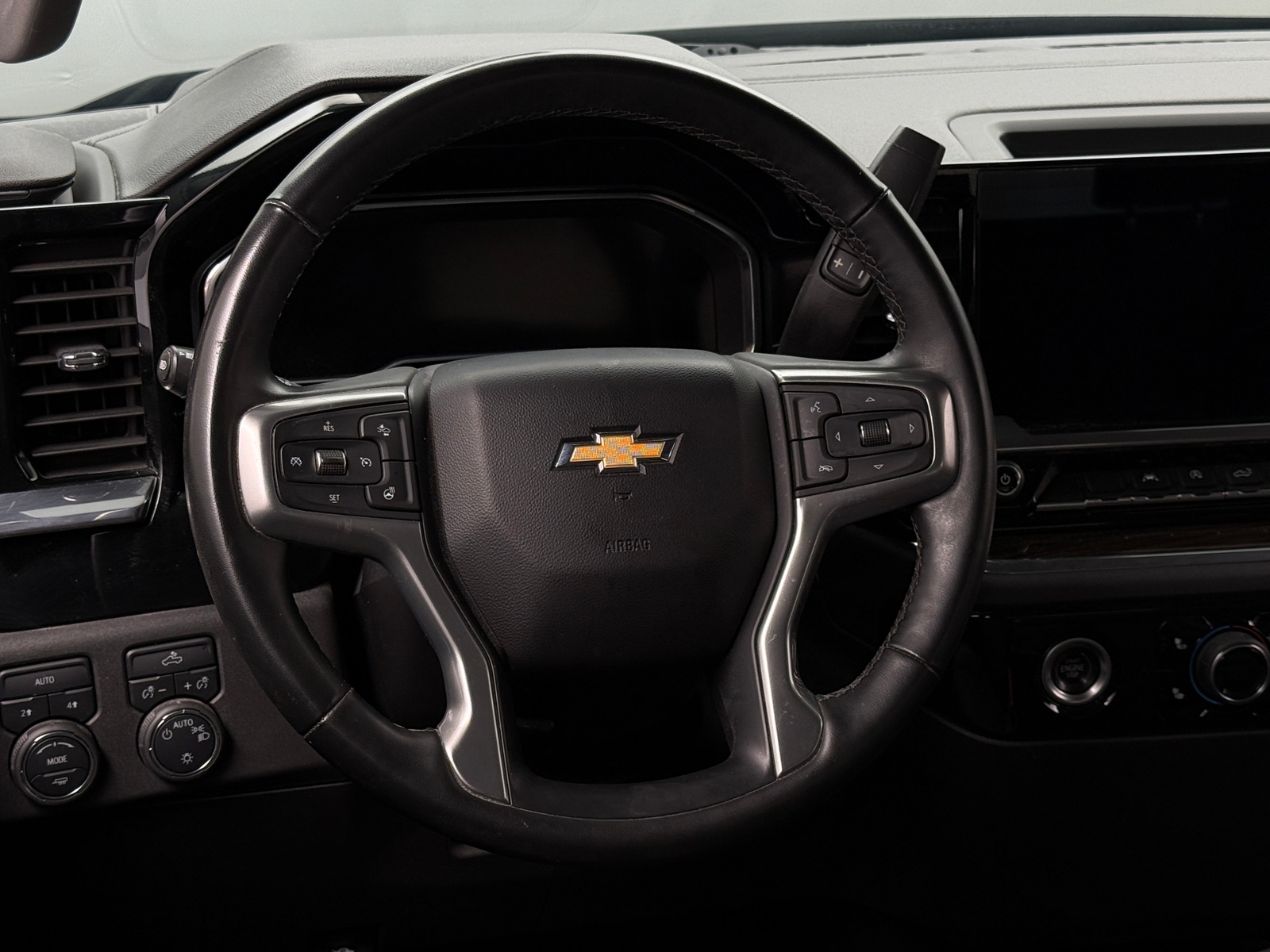Thumbnail: 2023 Chevrolet Silverado 1500 - 5