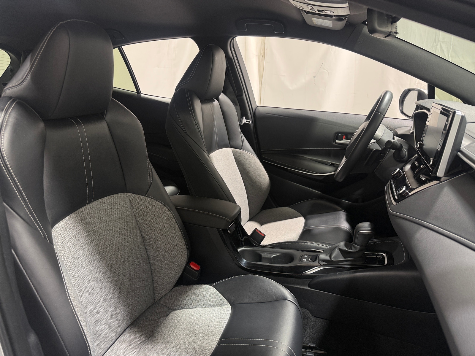 Thumbnail: 2019 Toyota Corolla - 2