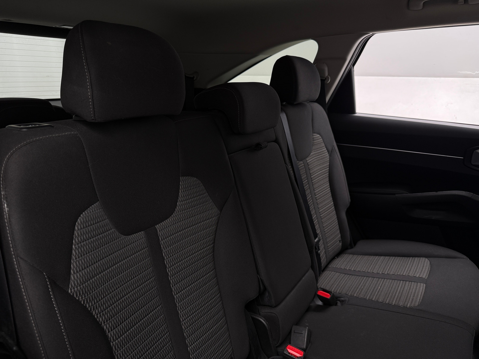 Thumbnail: 2023 Kia Sorento - 6