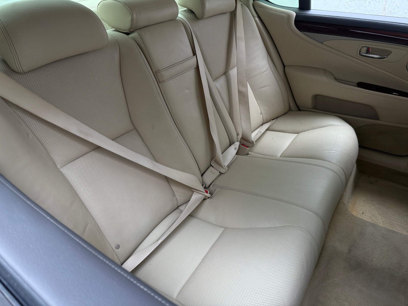 Thumbnail: 2014 Lexus LS - 5
