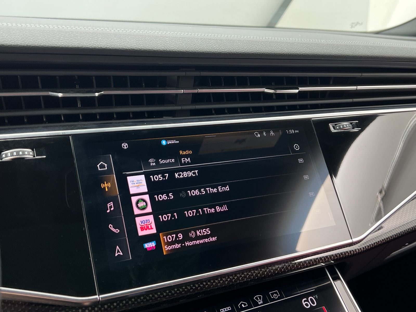 Thumbnail: 2023 Audi SQ8 - 3