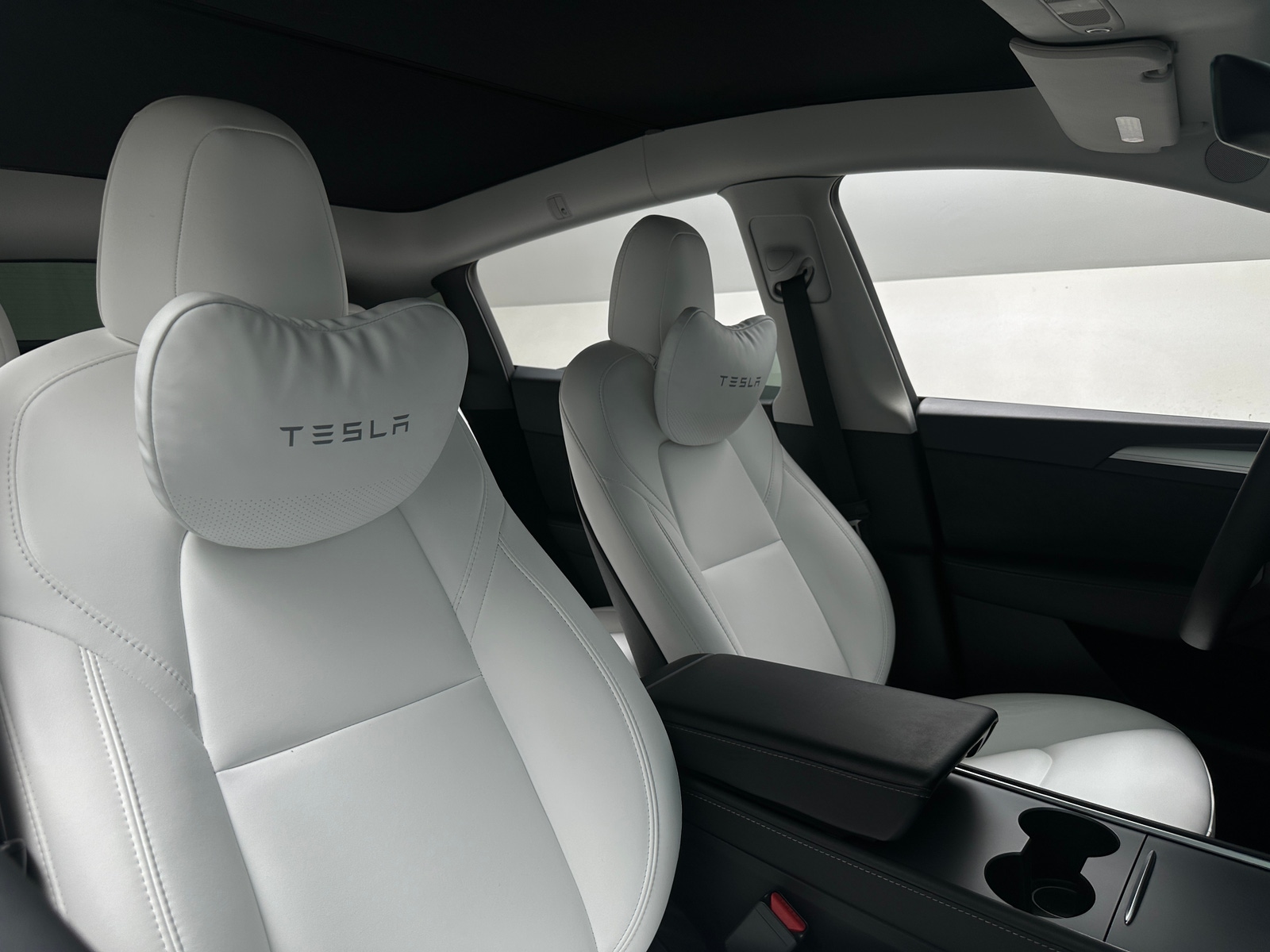 Thumbnail: 2023 Tesla Model Y - 2
