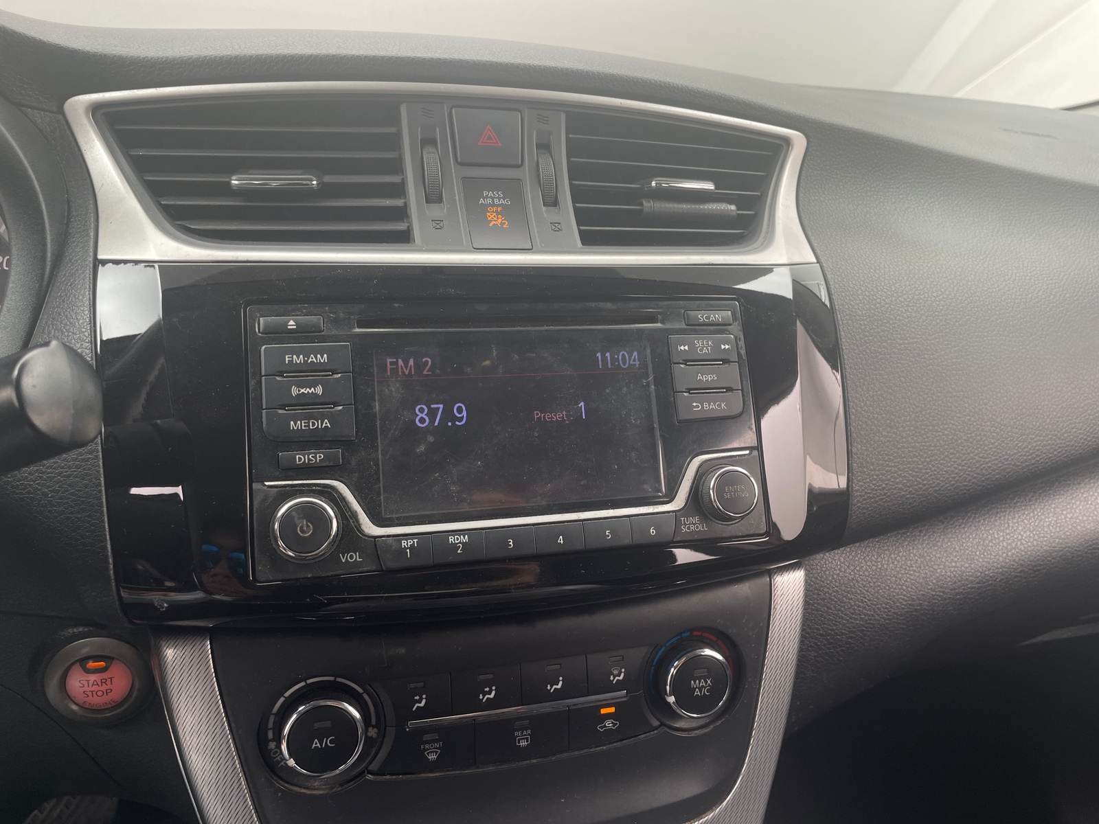 Thumbnail: 2015 Nissan Sentra - 4