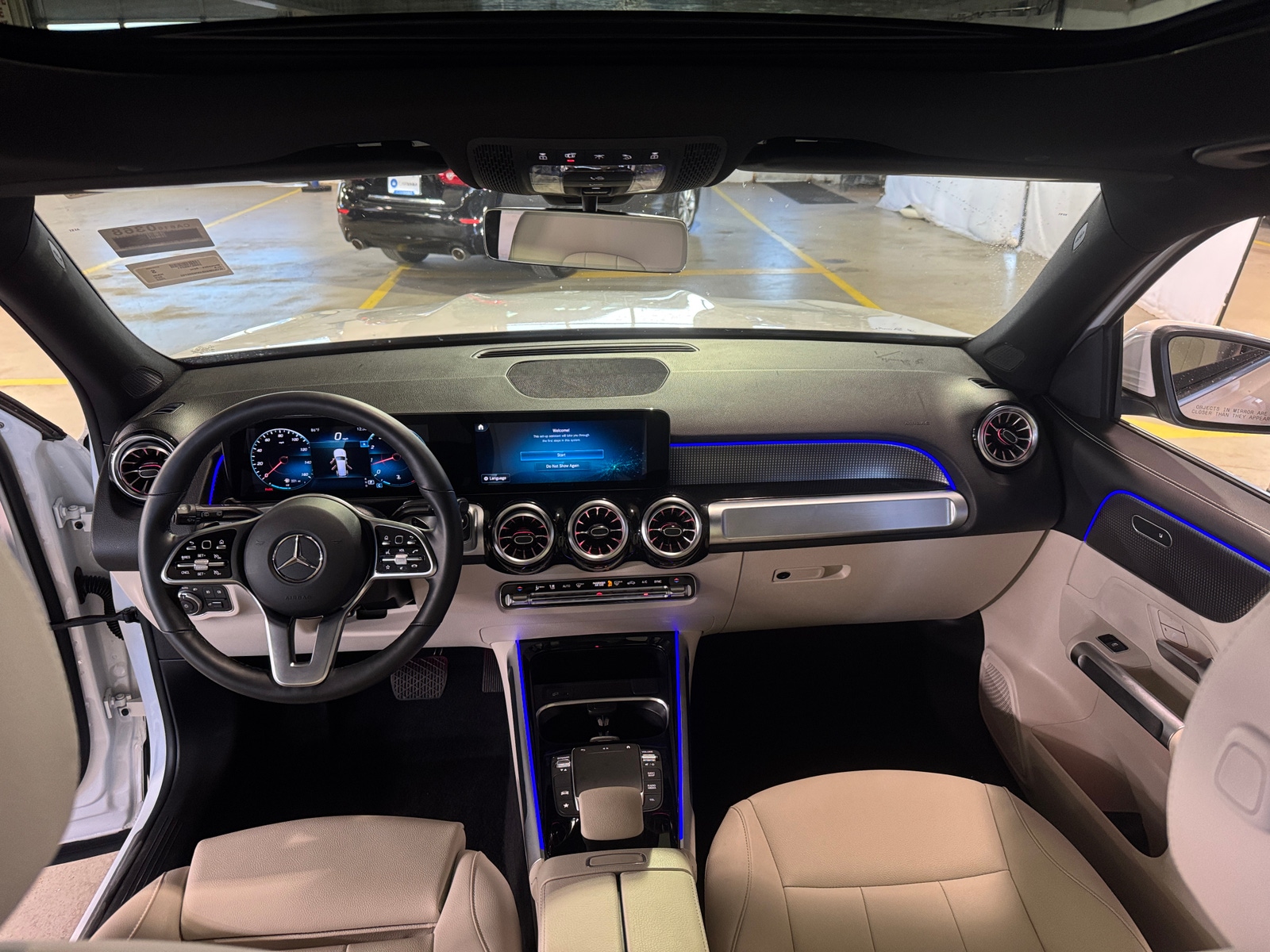 Thumbnail: 2022 Mercedes-Benz GLB - 2