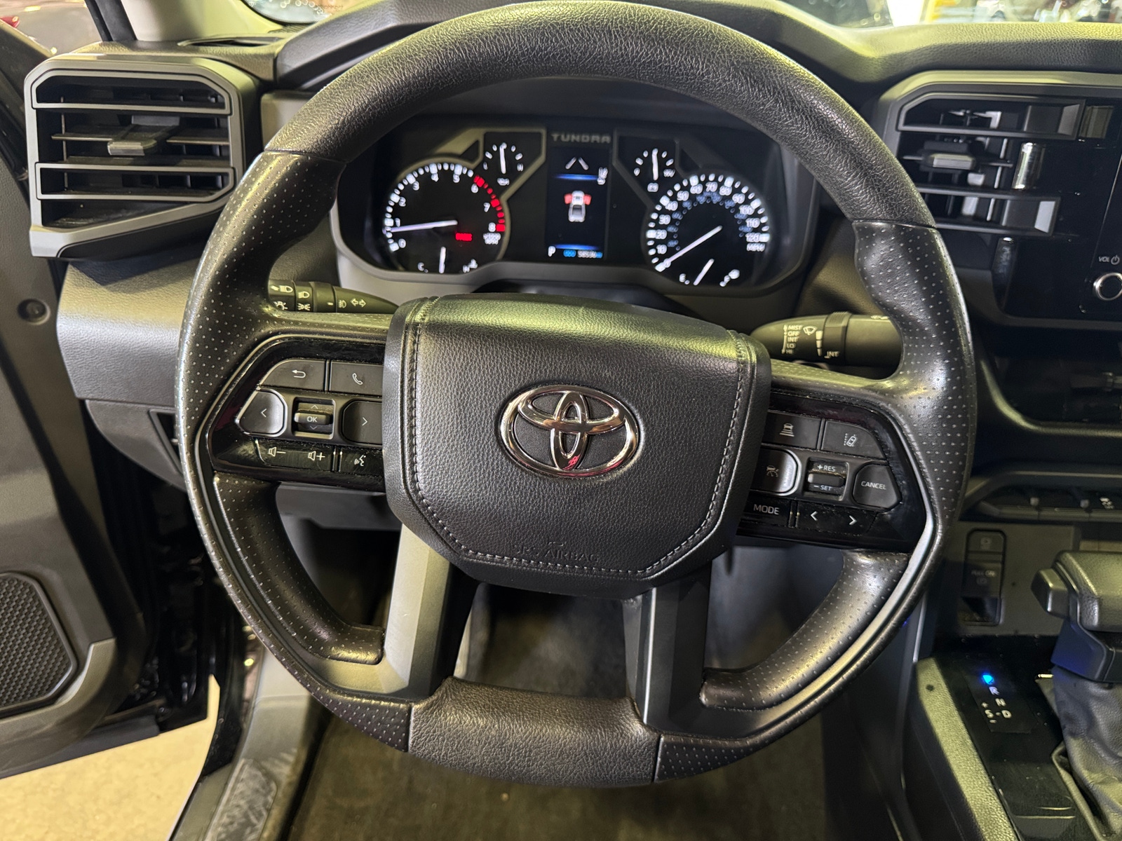 Thumbnail: 2024 Toyota Tundra - 5