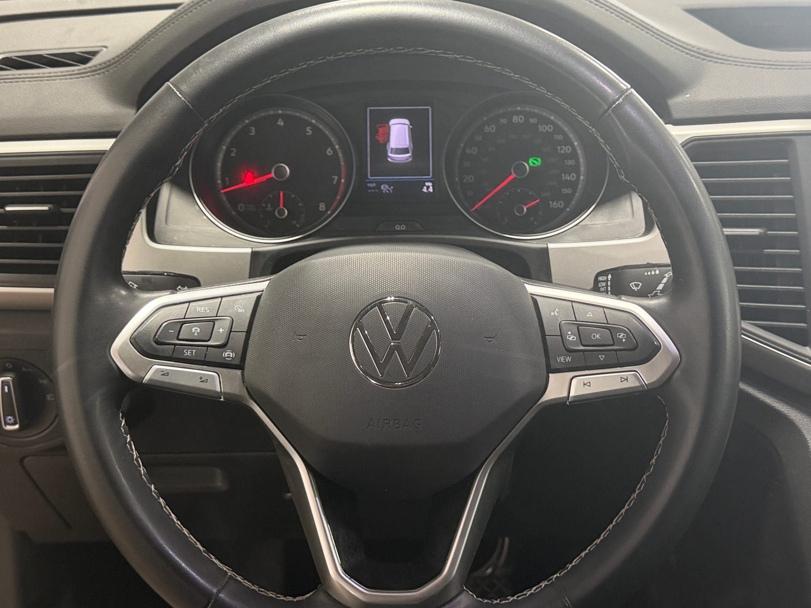 Thumbnail: 2021 Volkswagen Atlas - 4