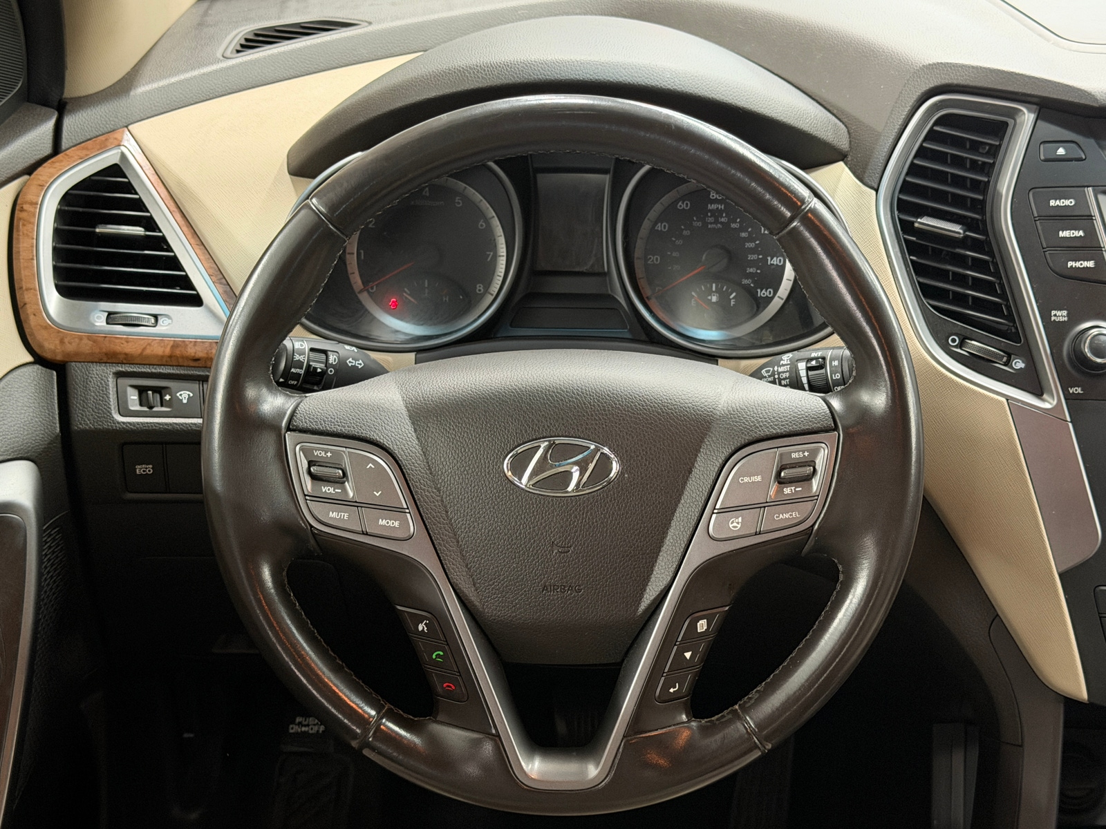 Thumbnail: 2013 Hyundai Santa Fe - 5